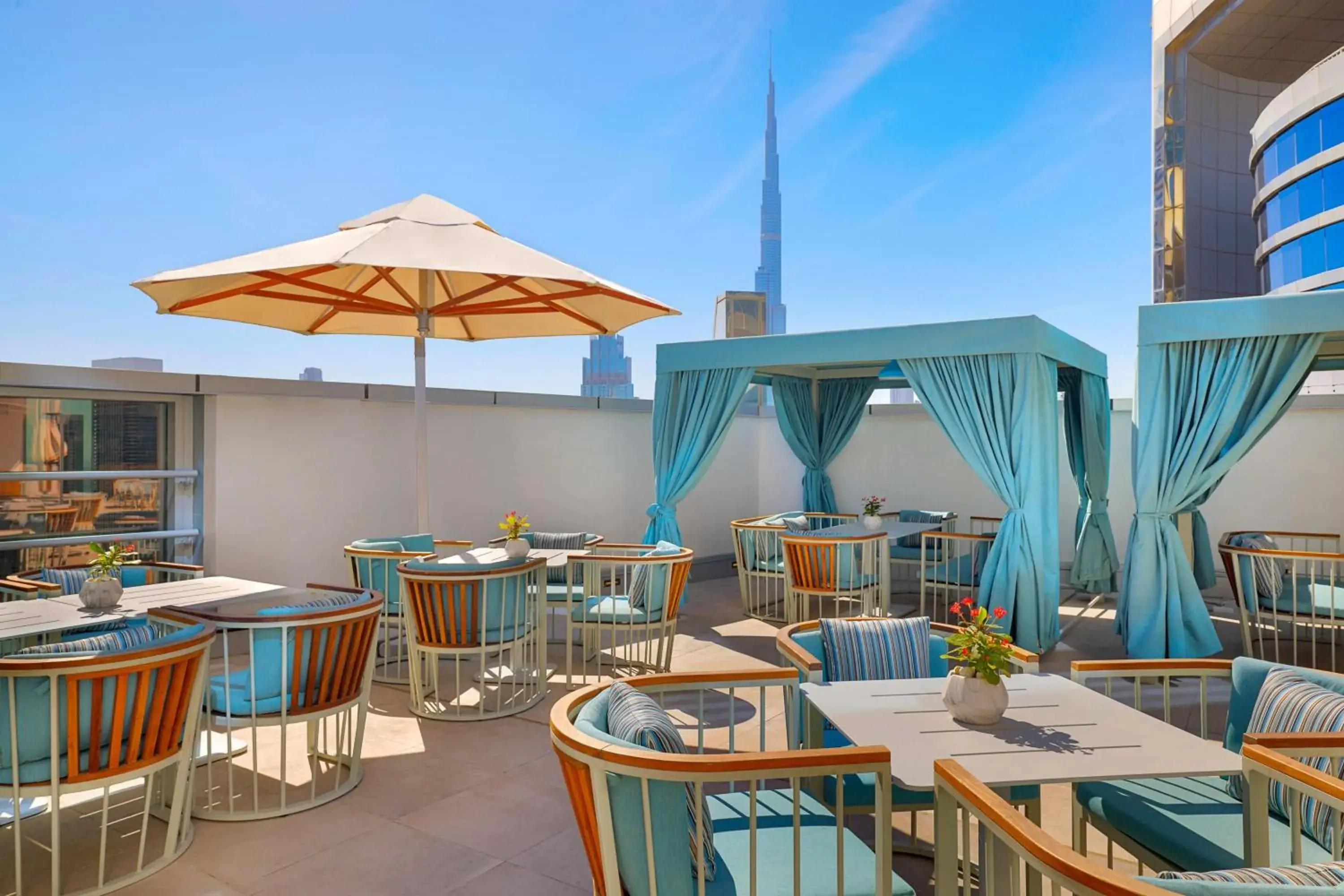 Restaurant/Places to Eat in Residence Inn by Marriott Sheikh Zayed Road, Dubai