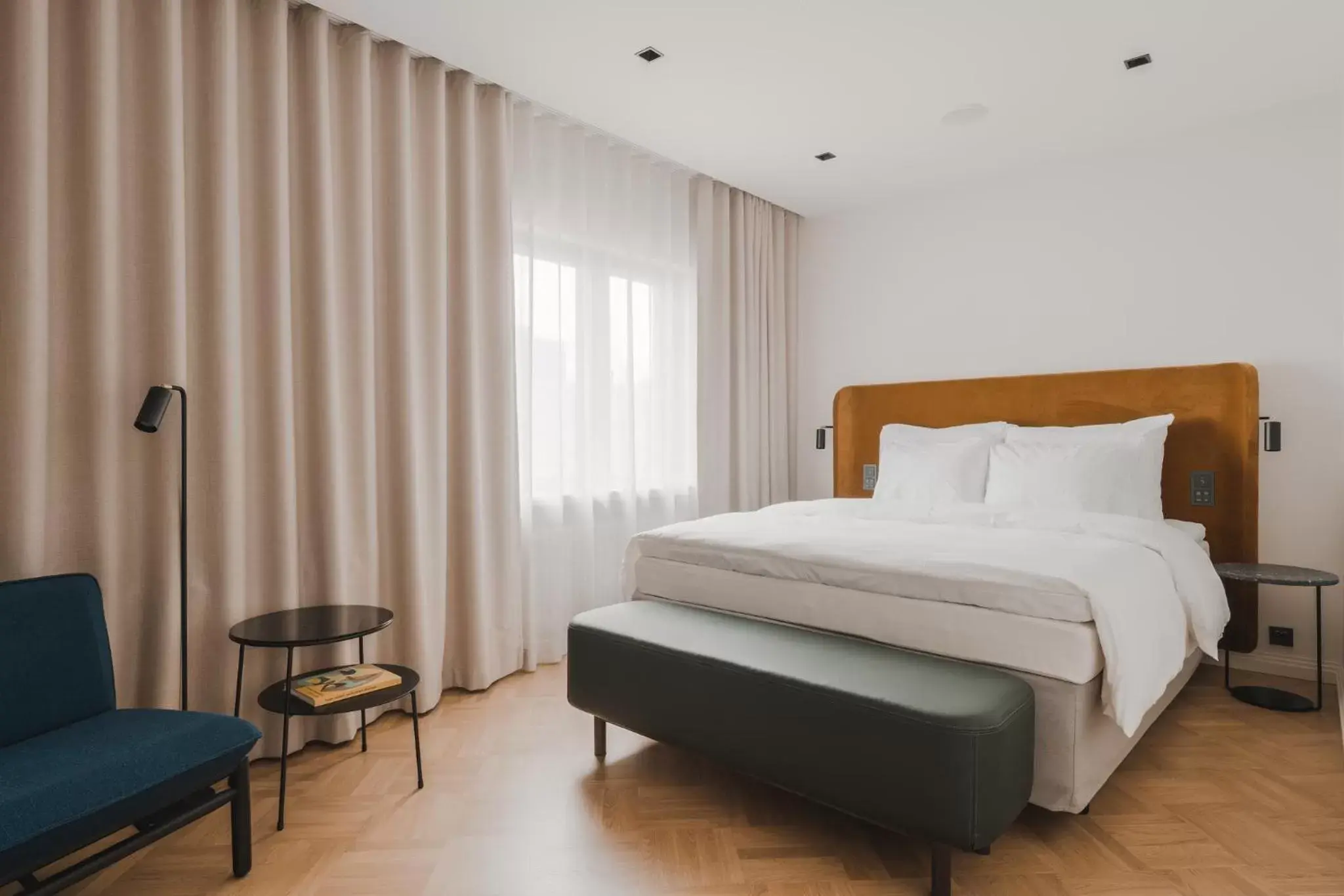 Bedroom, Bed in Solo Sokos Hotel Torni Helsinki