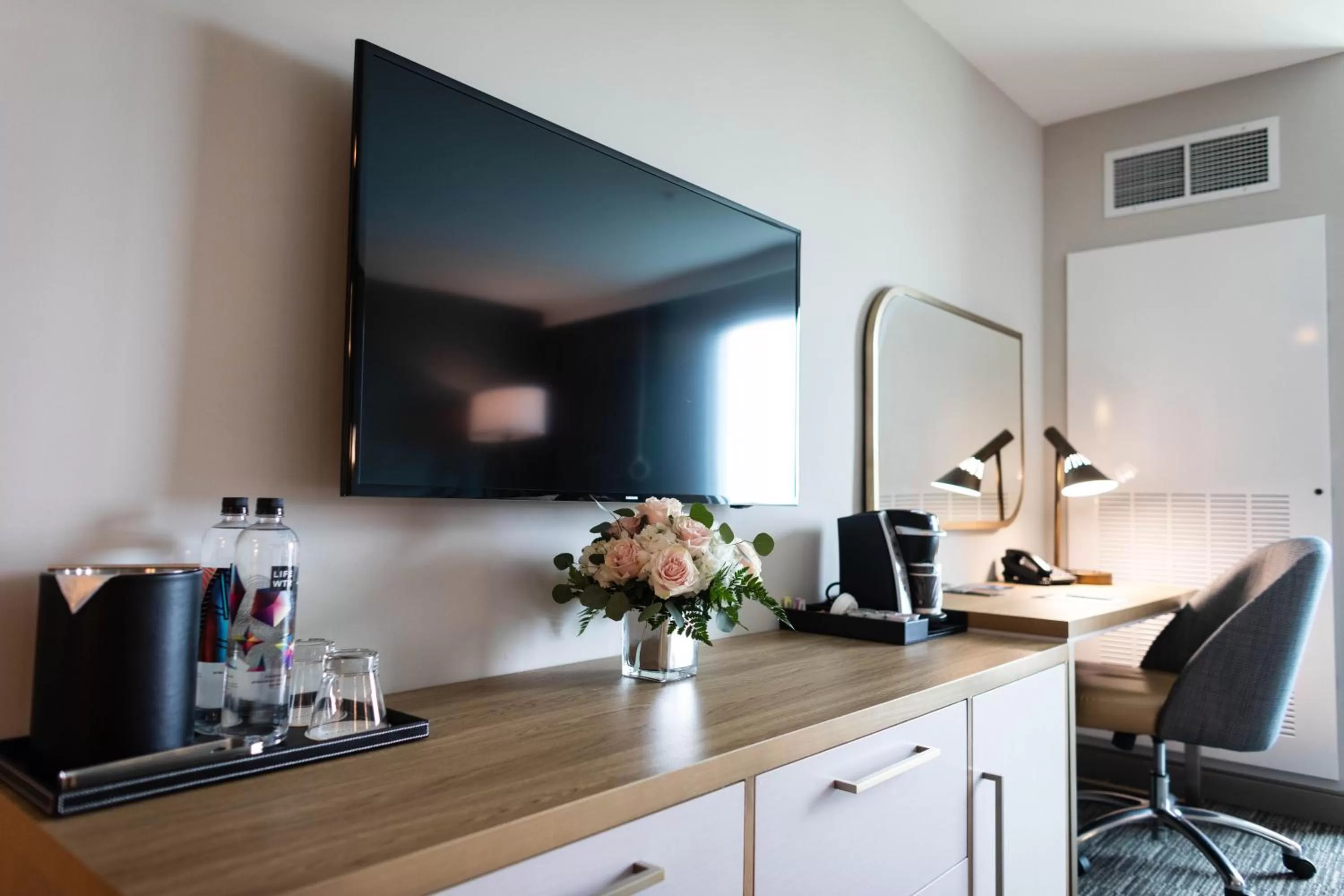 TV and multimedia in Legacy Hotel at IMG Academy