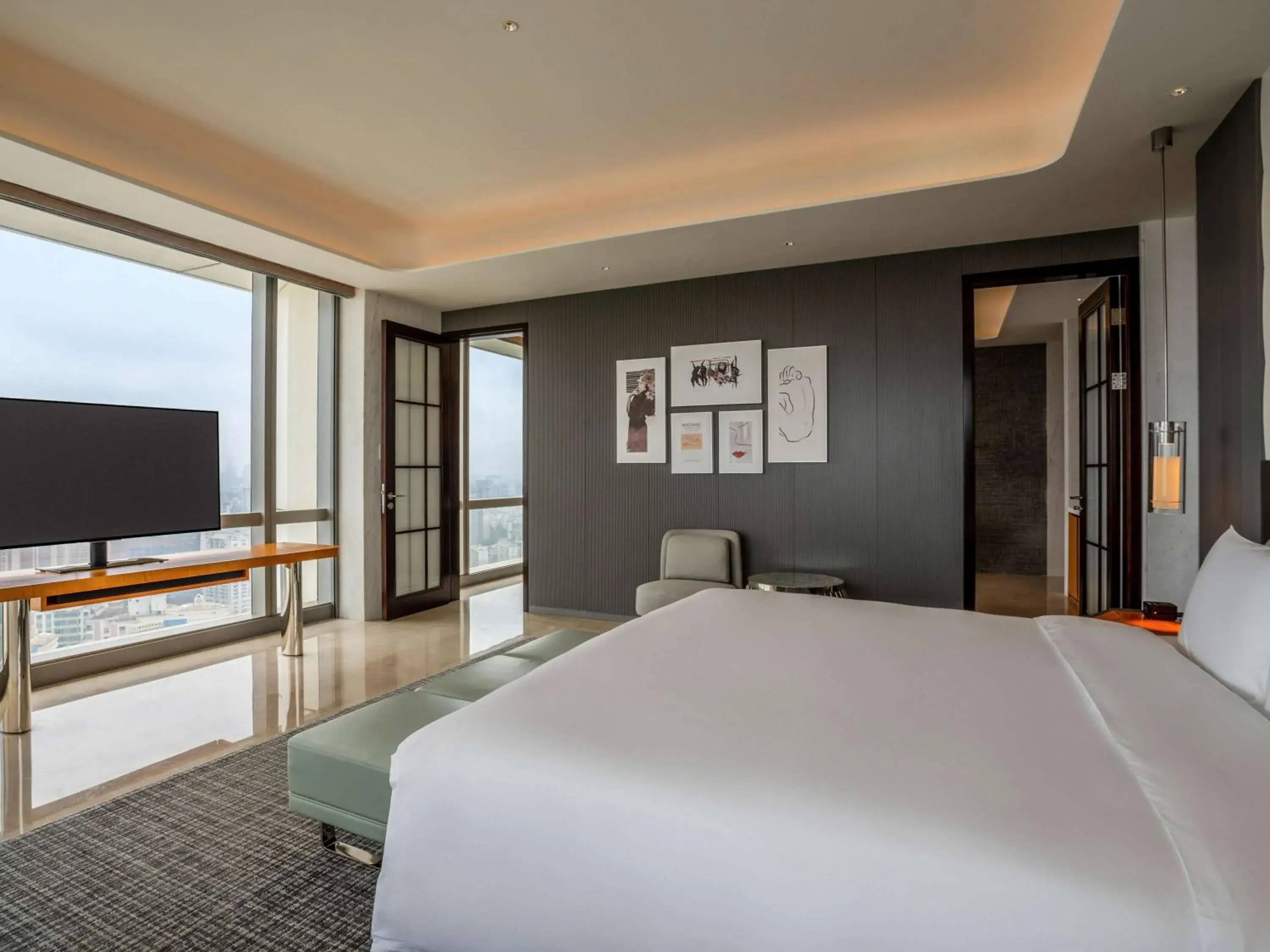 Photo of the whole room, Bed in Sofitel Haikou