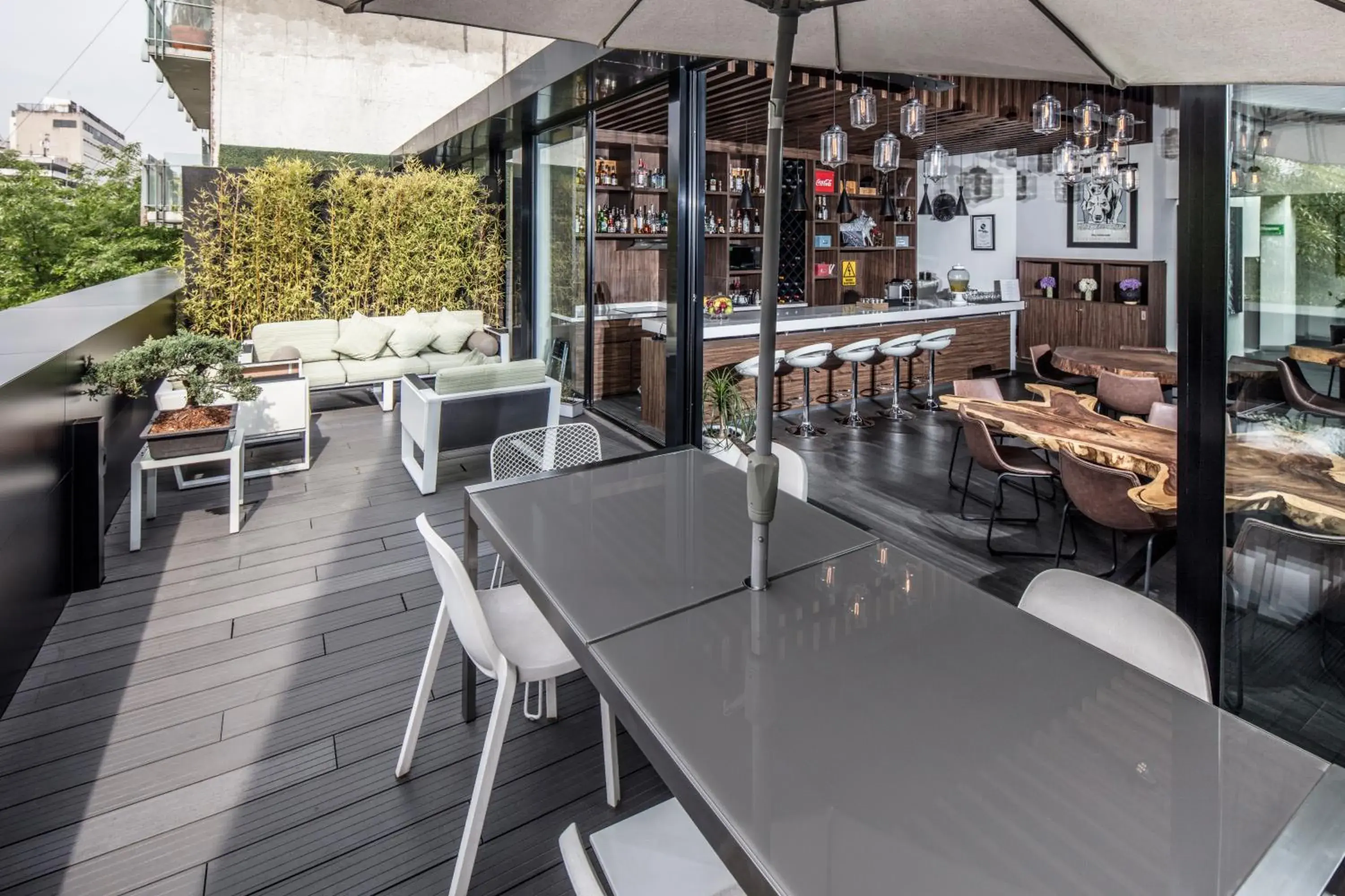 Restaurant/Places to Eat in FlowSuites Condesa - Adults Only