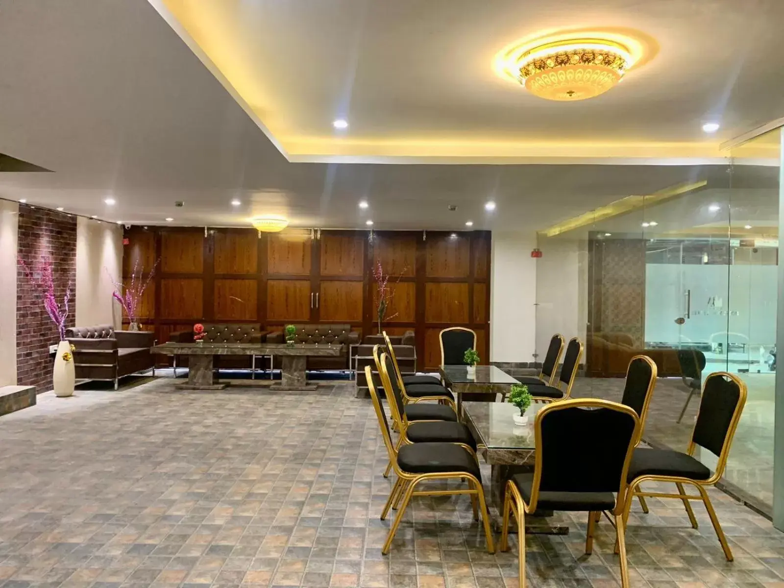 Restaurant/places to eat in Hotel Tripple Tree - Karol Bagh Restaurant/places to eat in Hotel Tripple Tree - Karol Bagh