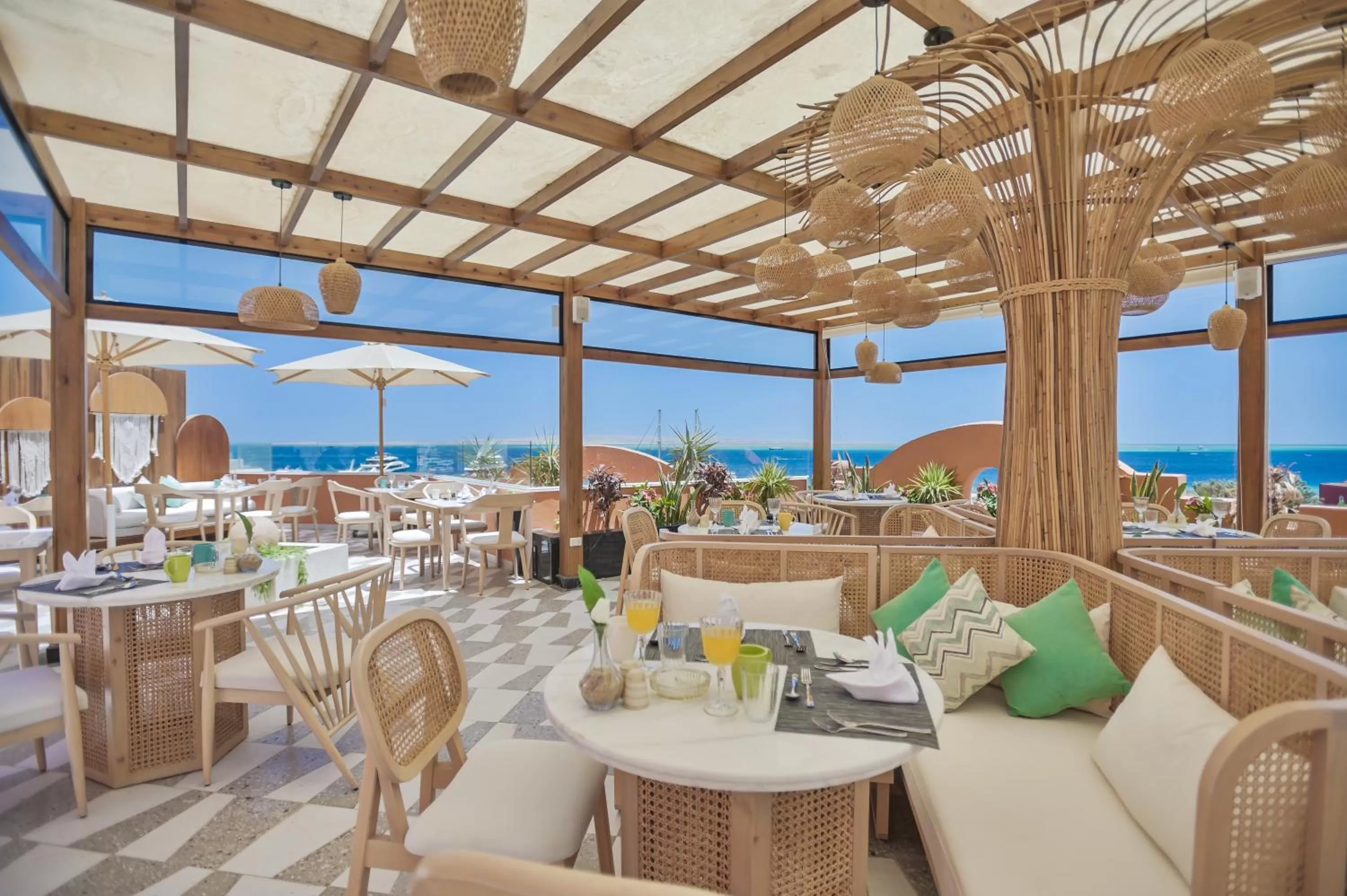 Restaurant/places to eat in AJIRA Bay Hotel Hurghada Marina