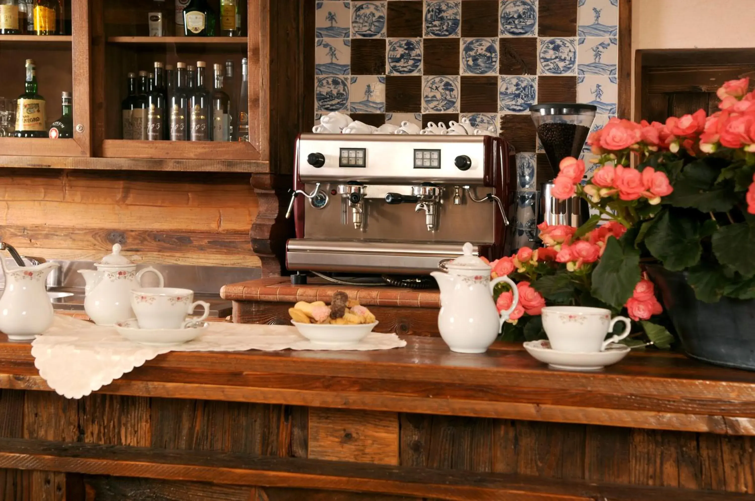 Coffee/tea facilities in Grand Hotel Entourage - Palazzo Strassoldo