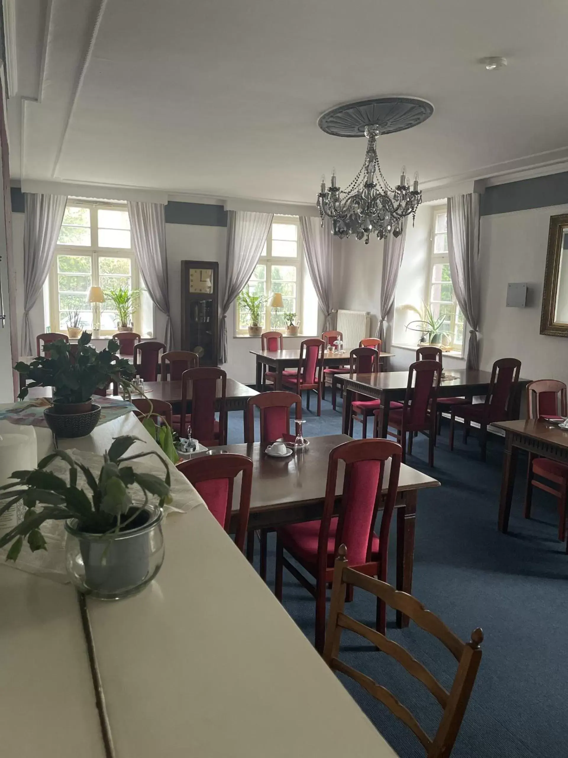 Breakfast, Restaurant/Places to Eat in Hotel Jägerhof Kettwig