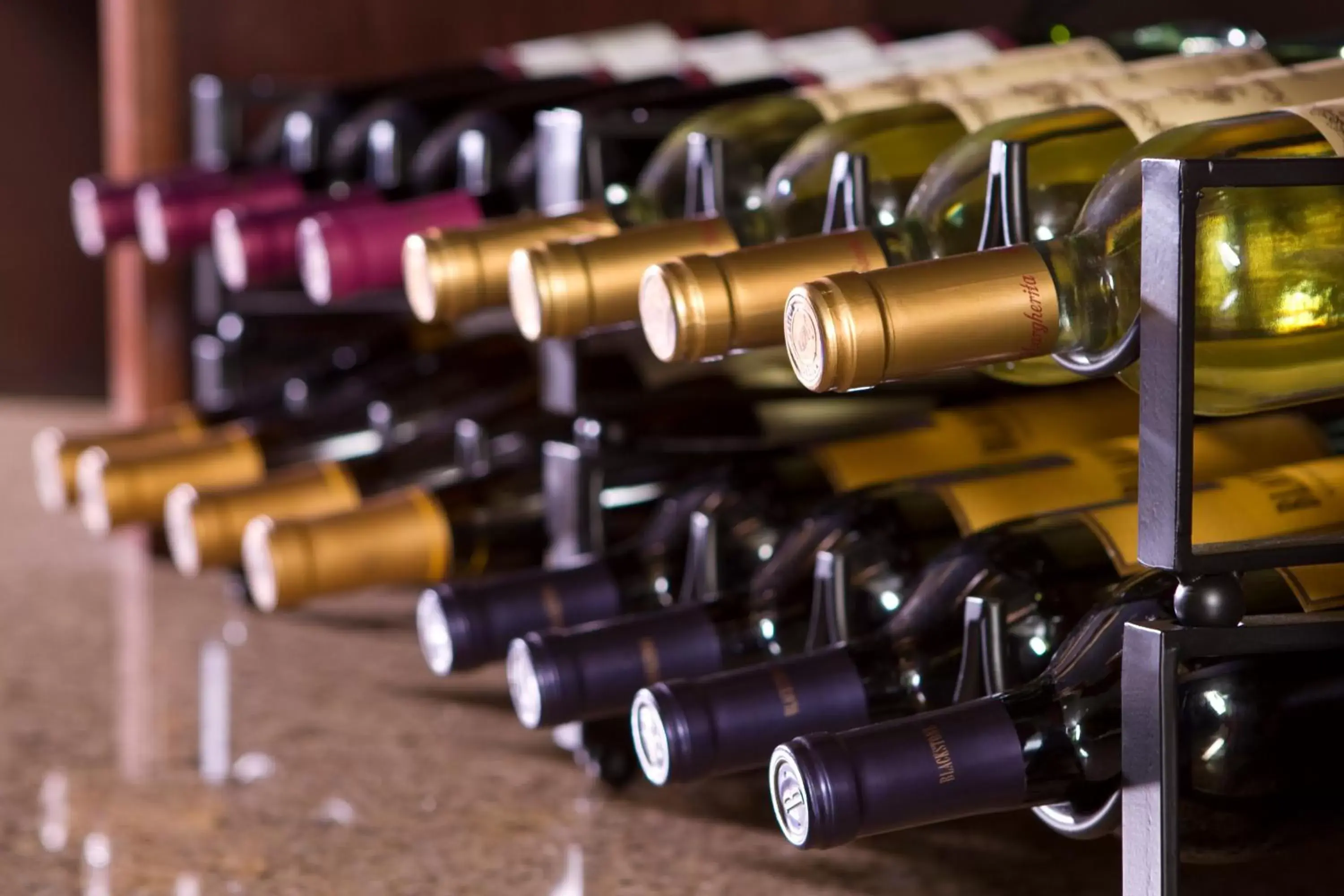 Lounge or bar in Ayres Hotel & Spa Mission Viejo - Lake Forest Lounge or bar in Ayres Hotel & Spa Mission Viejo - Lake Forest