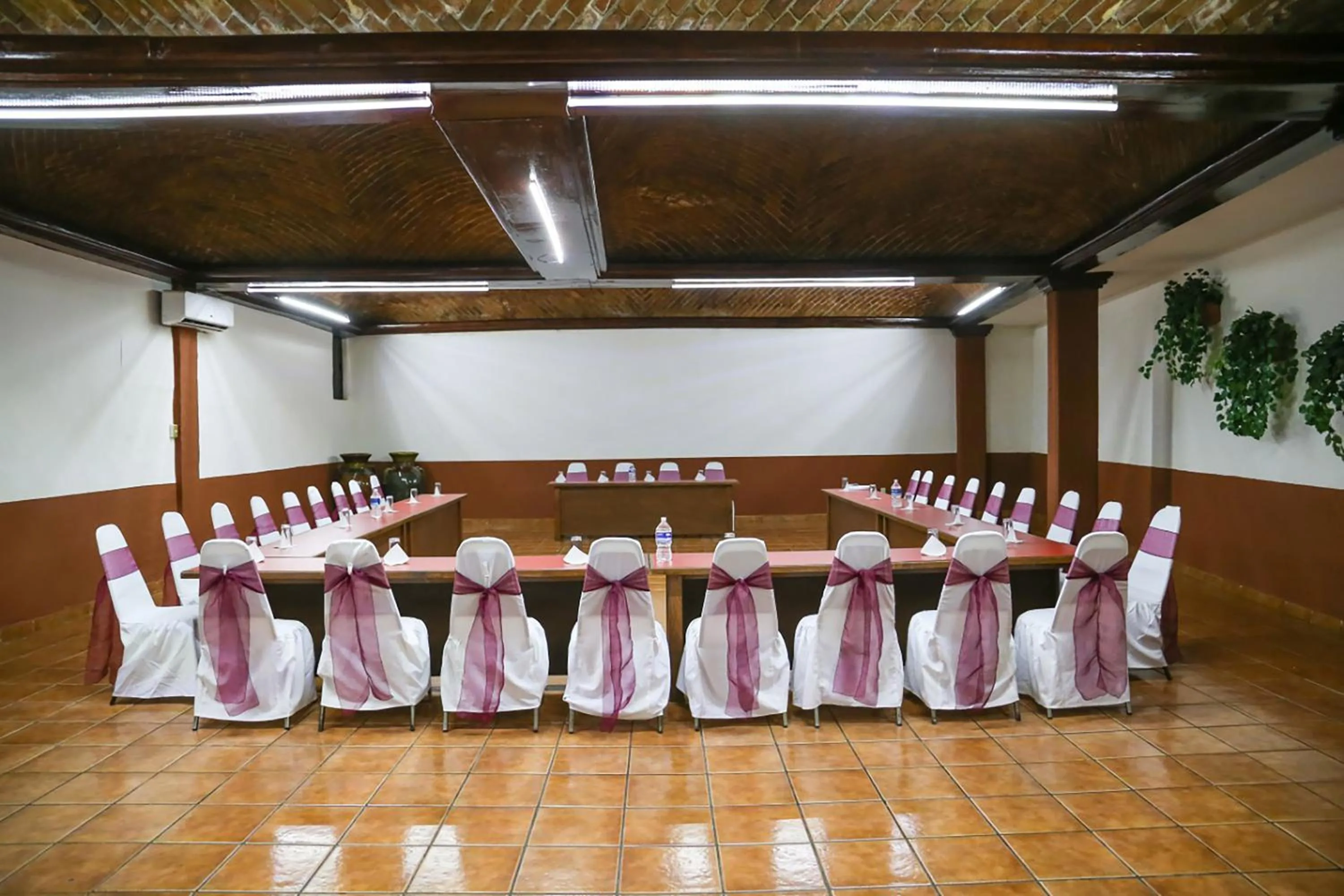 Meeting/conference room in Hotel & Suites Villa del Sol