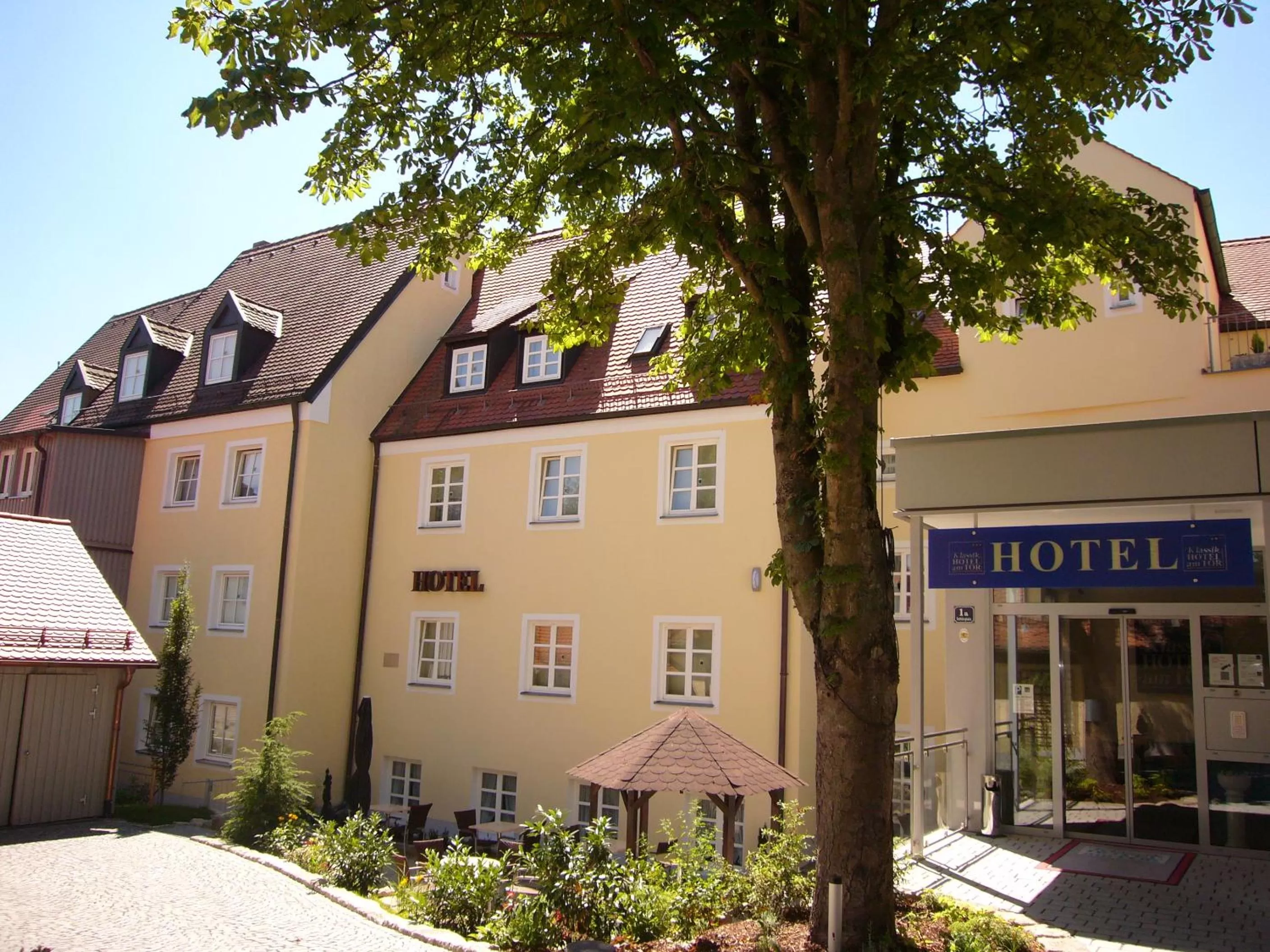 Property building in Klassik Hotel am Tor
