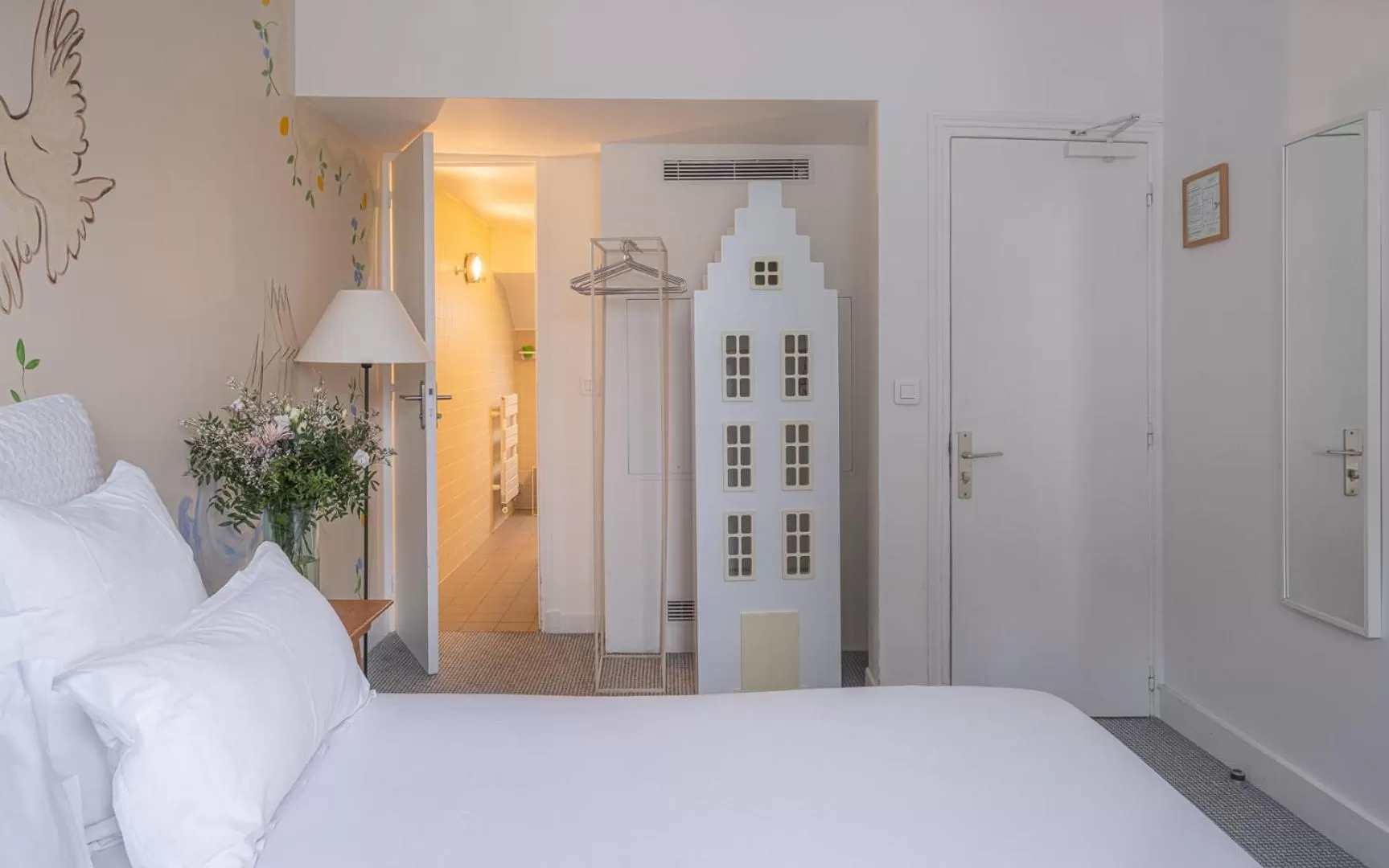 Bedroom, Bed in Hôtel Arvor Saint Georges