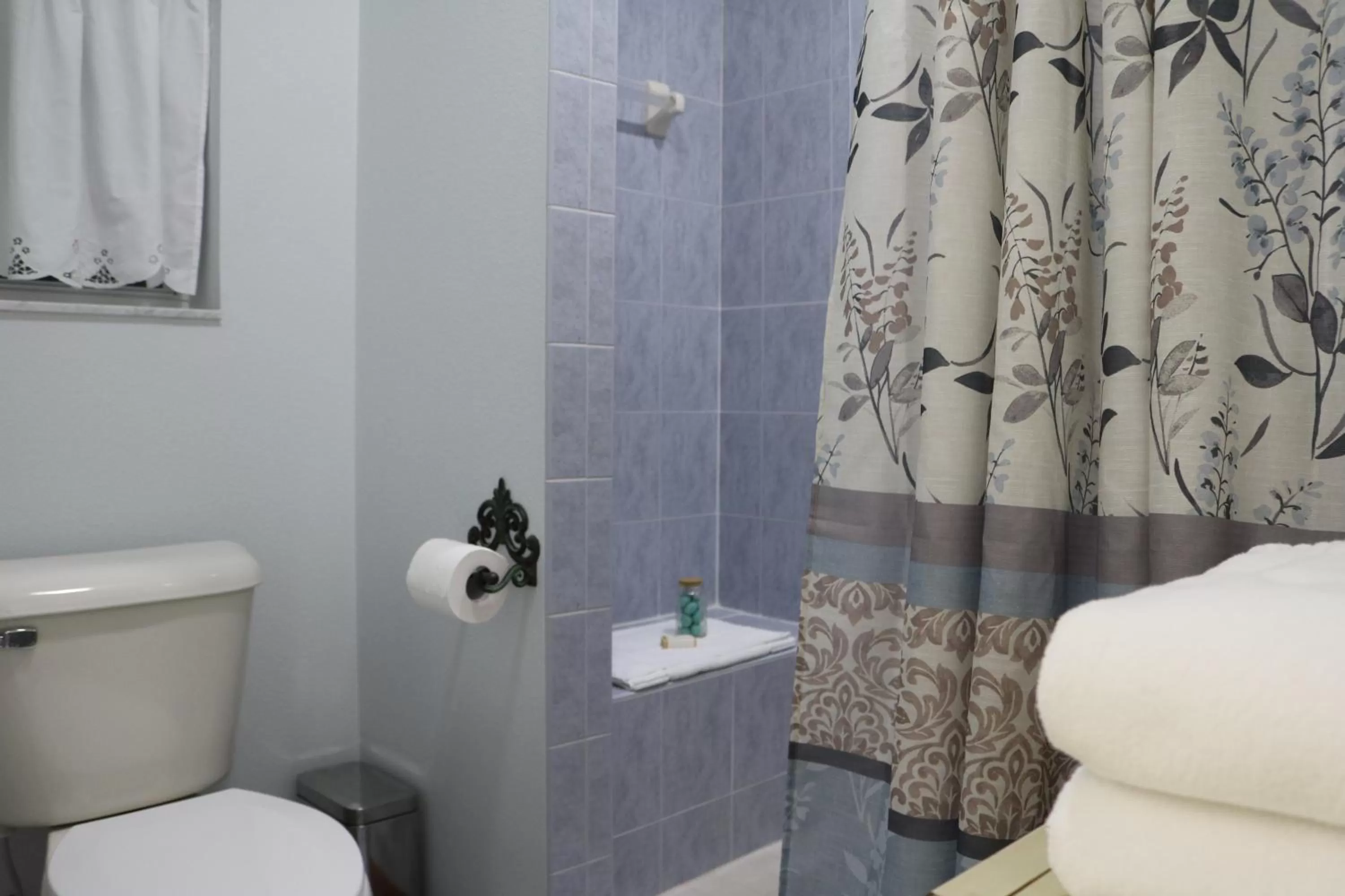 Toilet in Crystal River Lullaby B&B