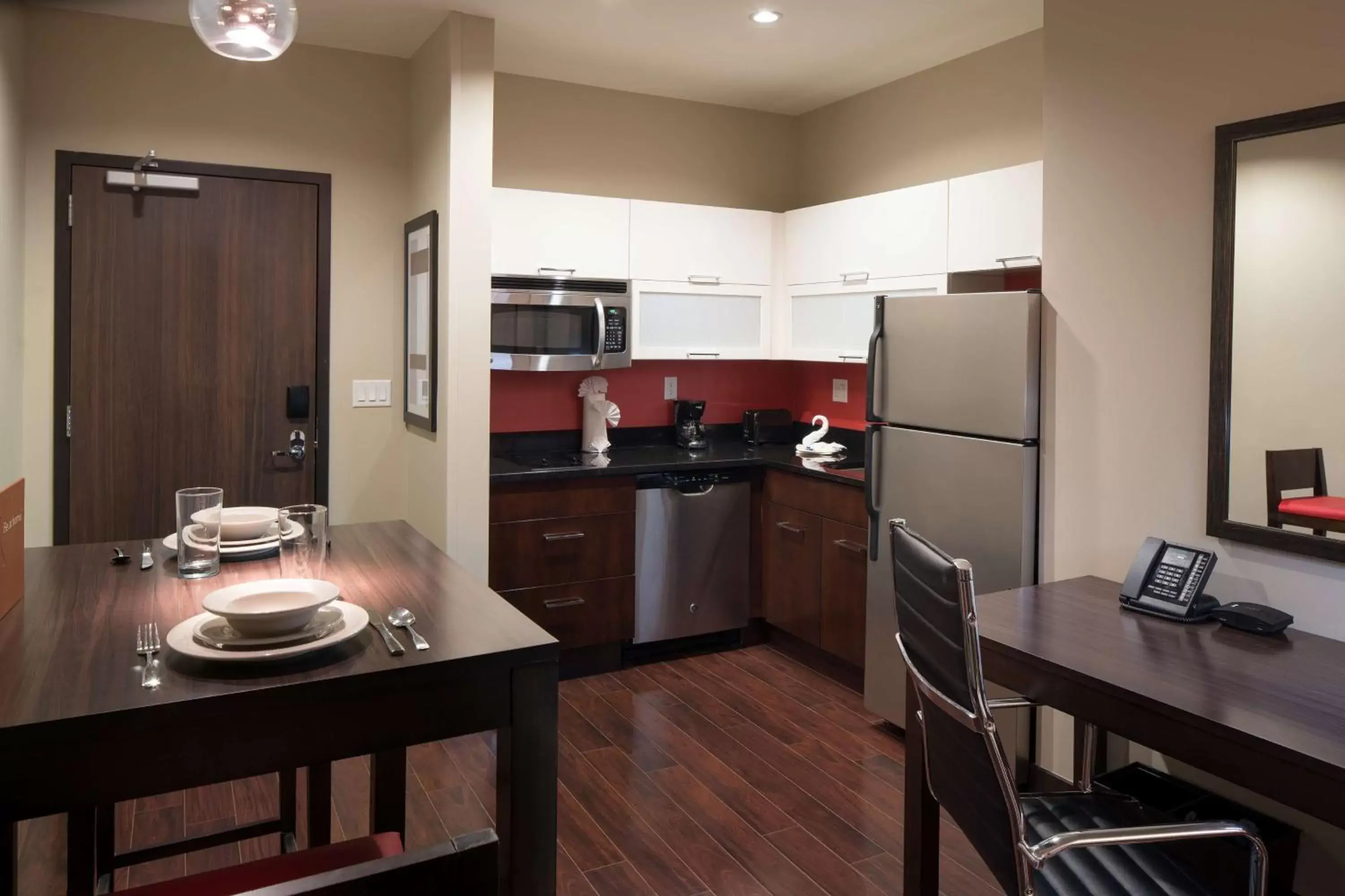 Bedroom, Kitchen/Kitchenette in Homewood Suites- Denver Downtown Convention Center