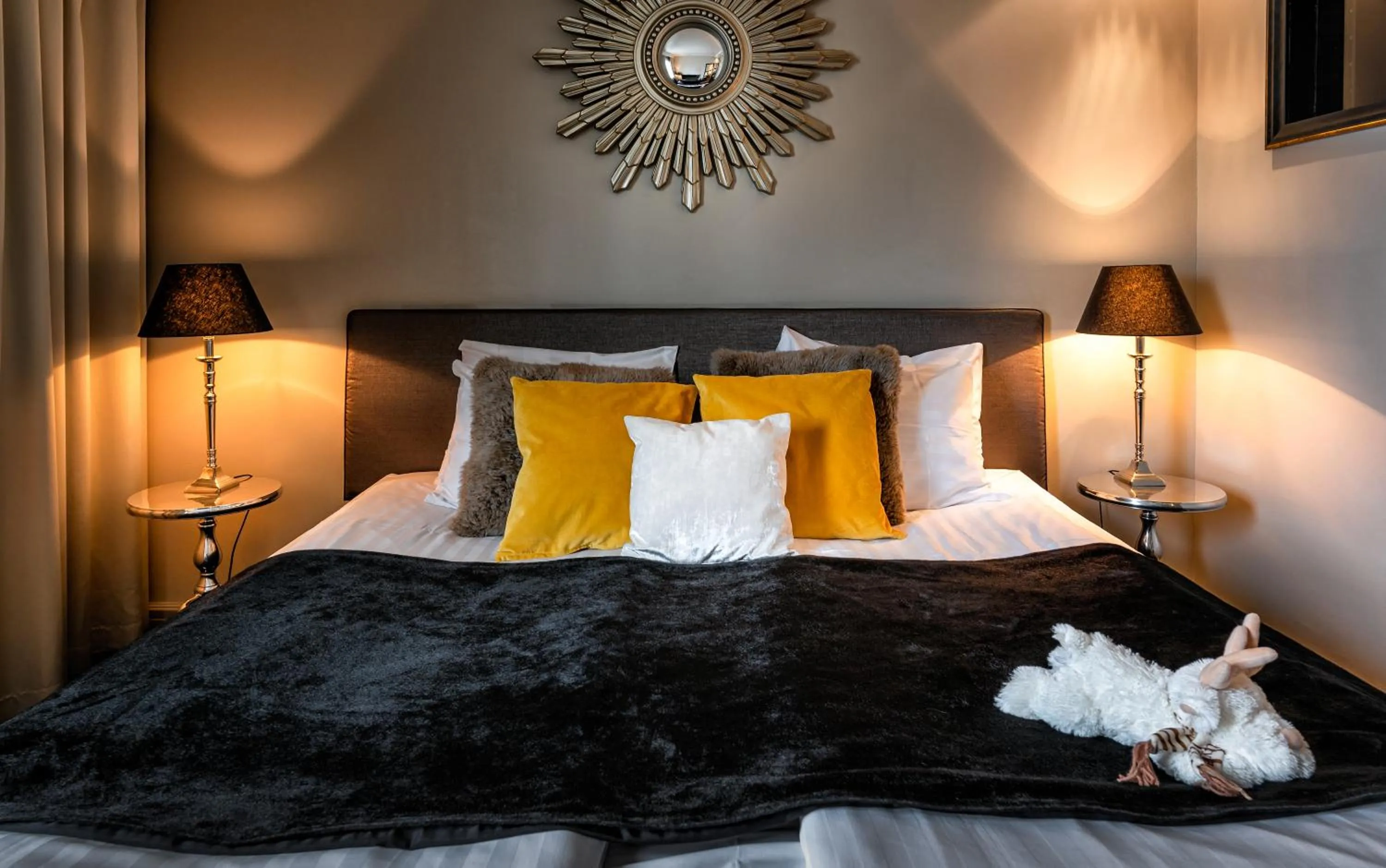 Bed in Arctic City Hotel