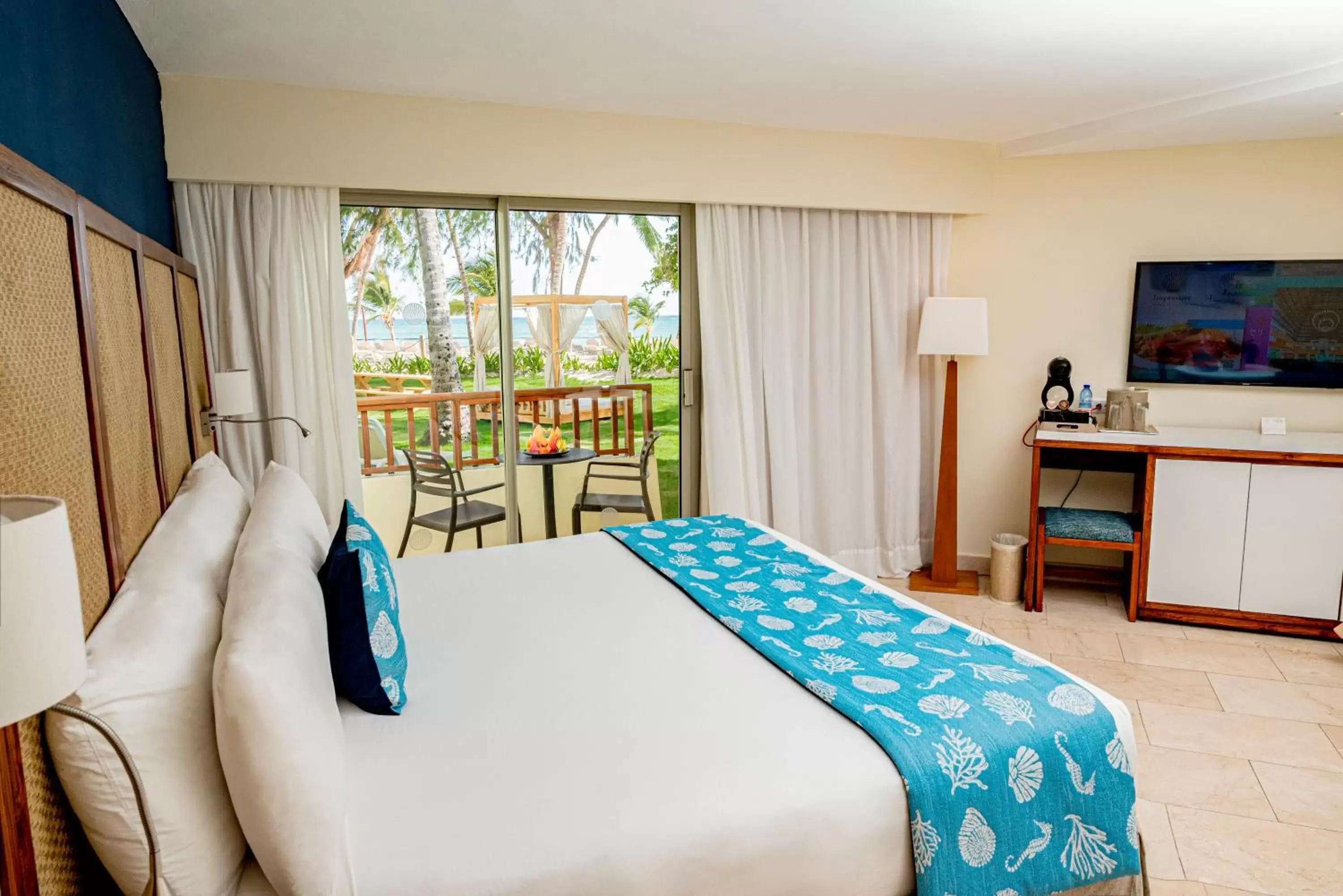 TV and multimedia in Impressive Premium Punta Cana - All Inclusive