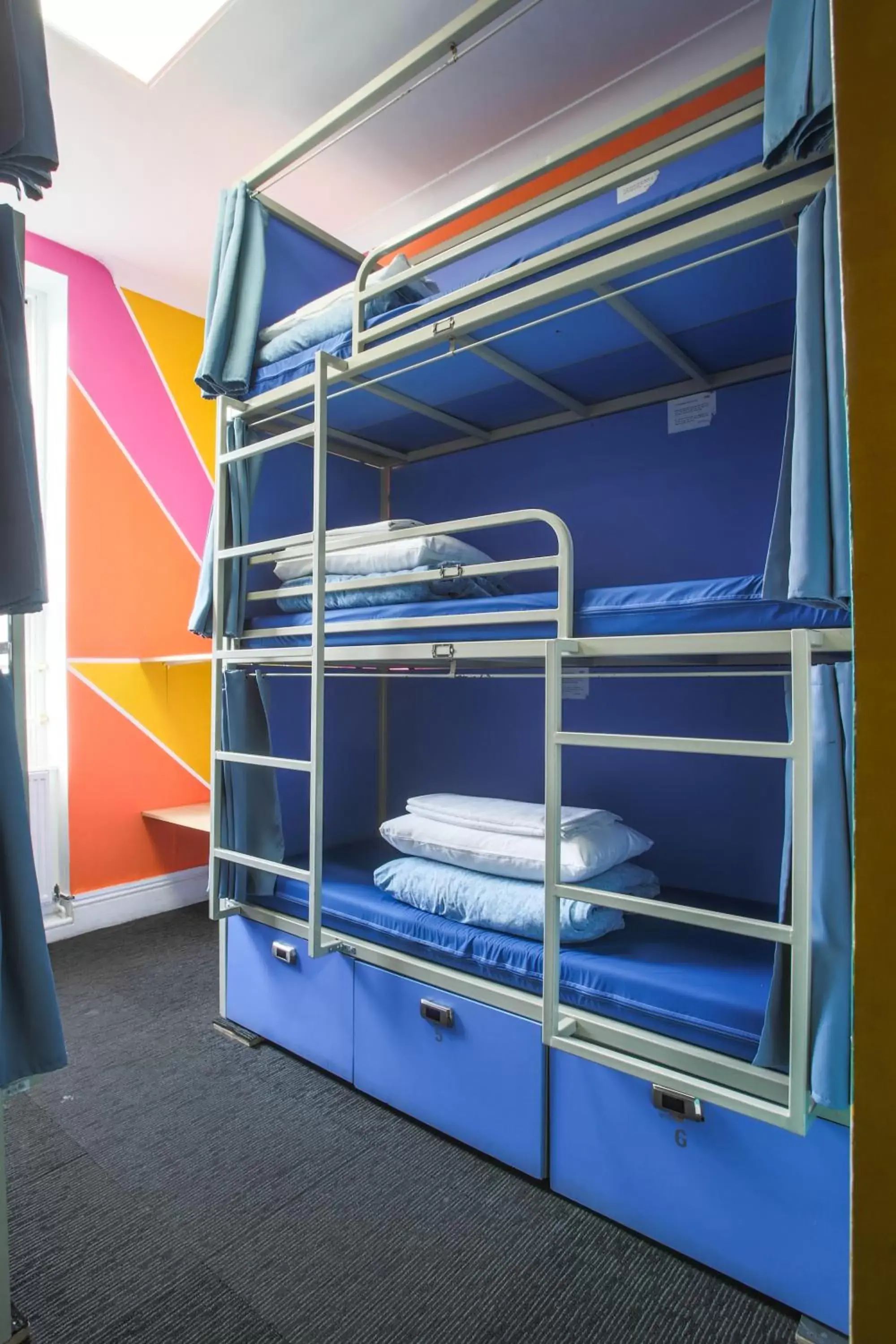 Bunk Bed in Smart Hyde Park View Hostel