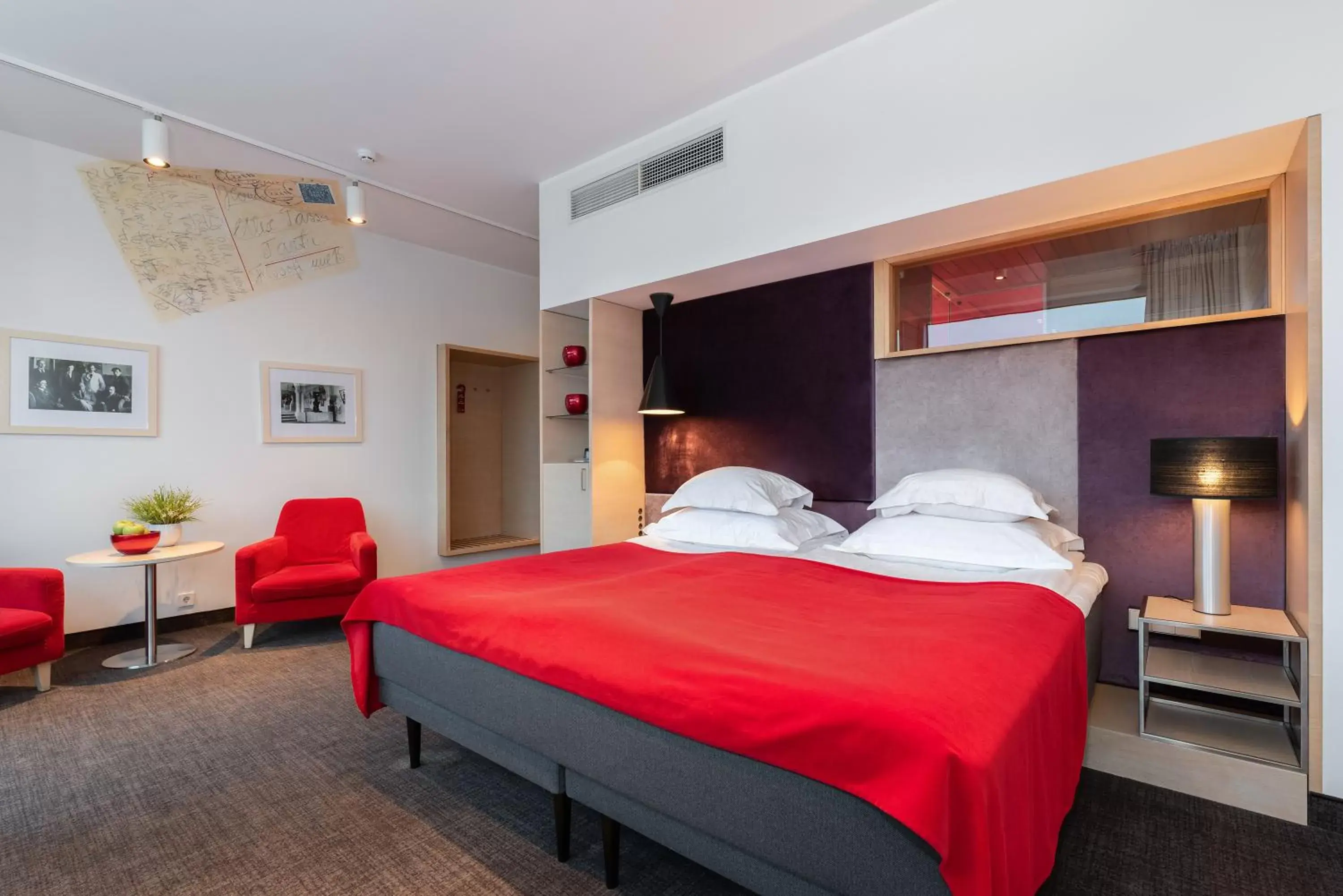 Bedroom, Bed in Art Hotel Pallas by Tartuhotels