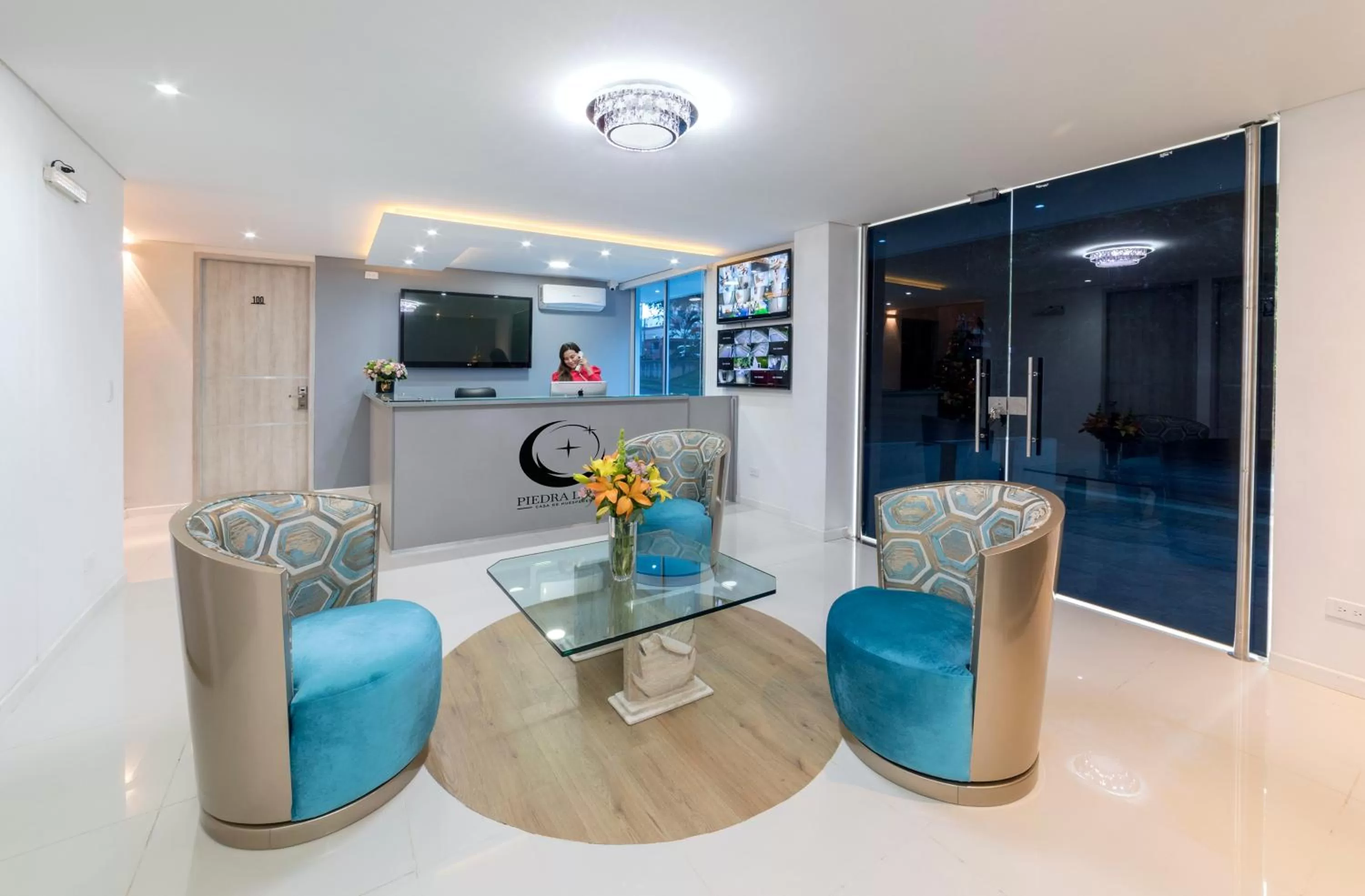 Lobby or reception in Piedra Luna