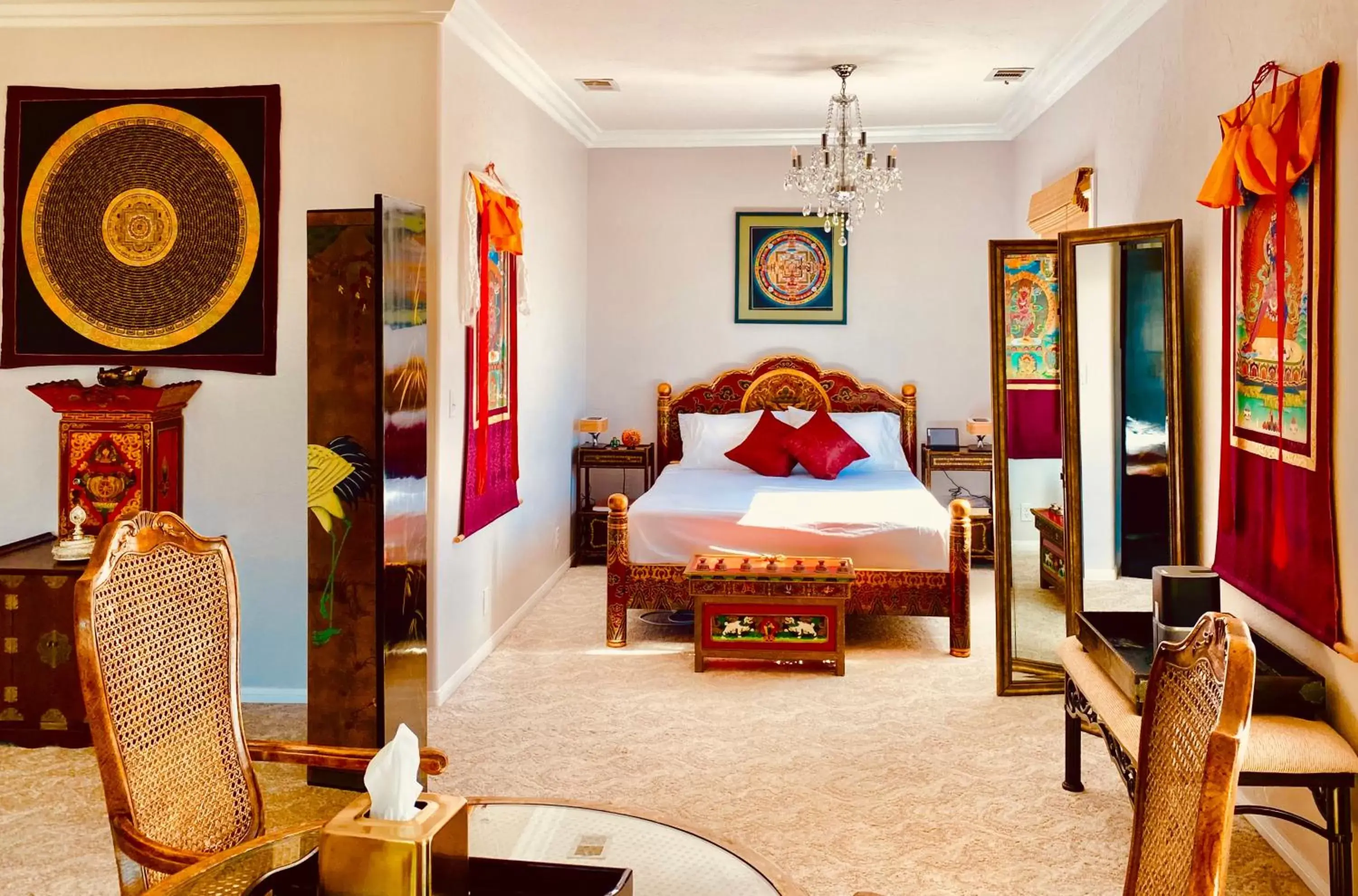 Queen Suite with Spa Bath in Quiet Mind Mountain Lodge, Retreat & Spa Queen Suite with Spa Bath in Quiet Mind Mountain Lodge, Retreat & Spa