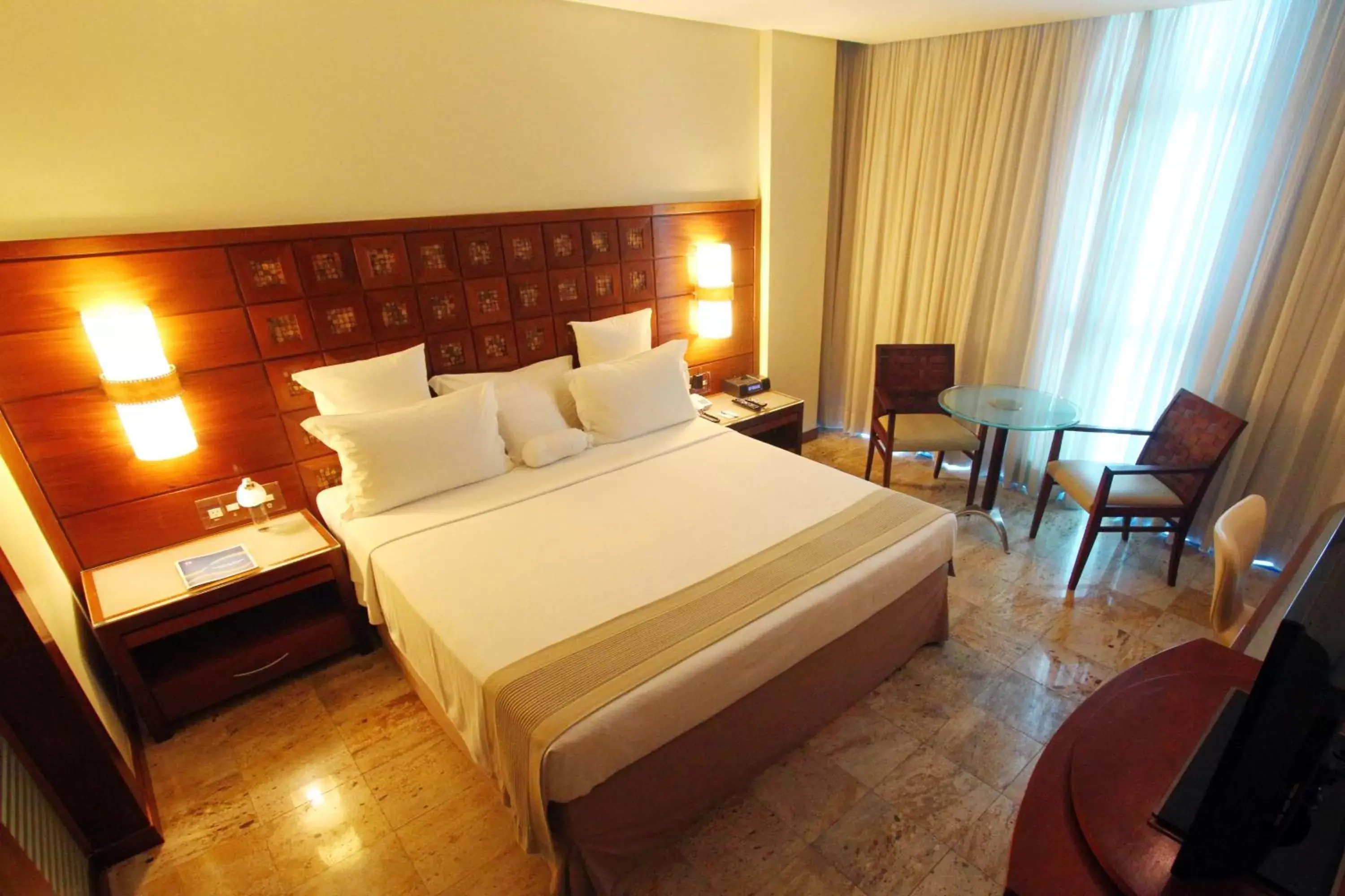 Photo of the whole room, Bed in Hotel Atlante Plaza