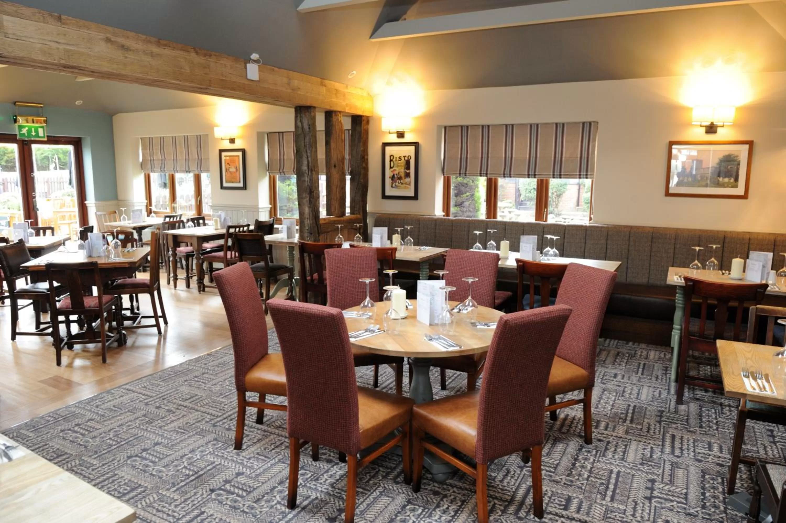 Restaurant/places to eat in White Hart by Chef & Brewer Collection
