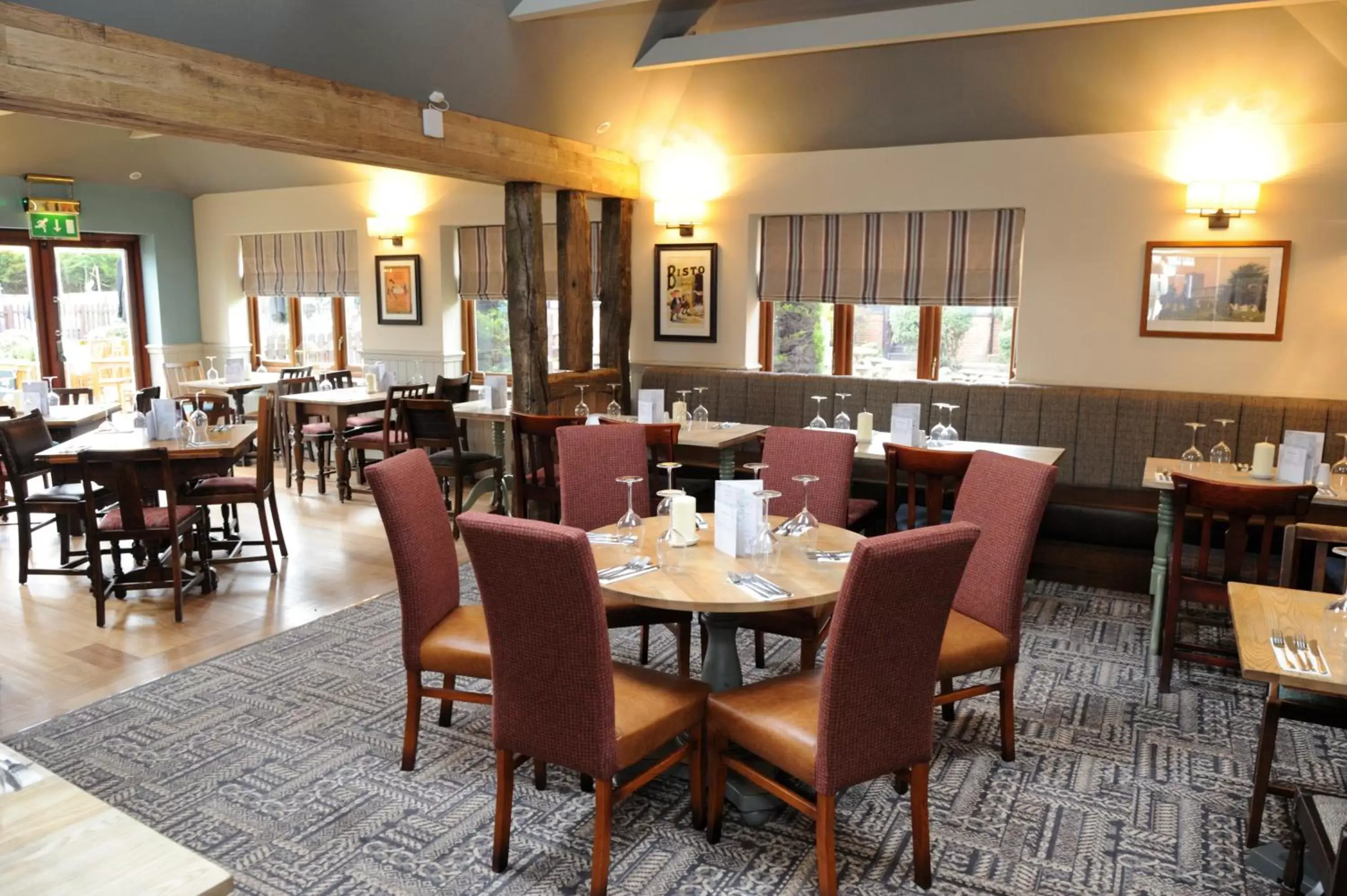 Restaurant/Places to Eat in White Hart by Chef & Brewer Collection