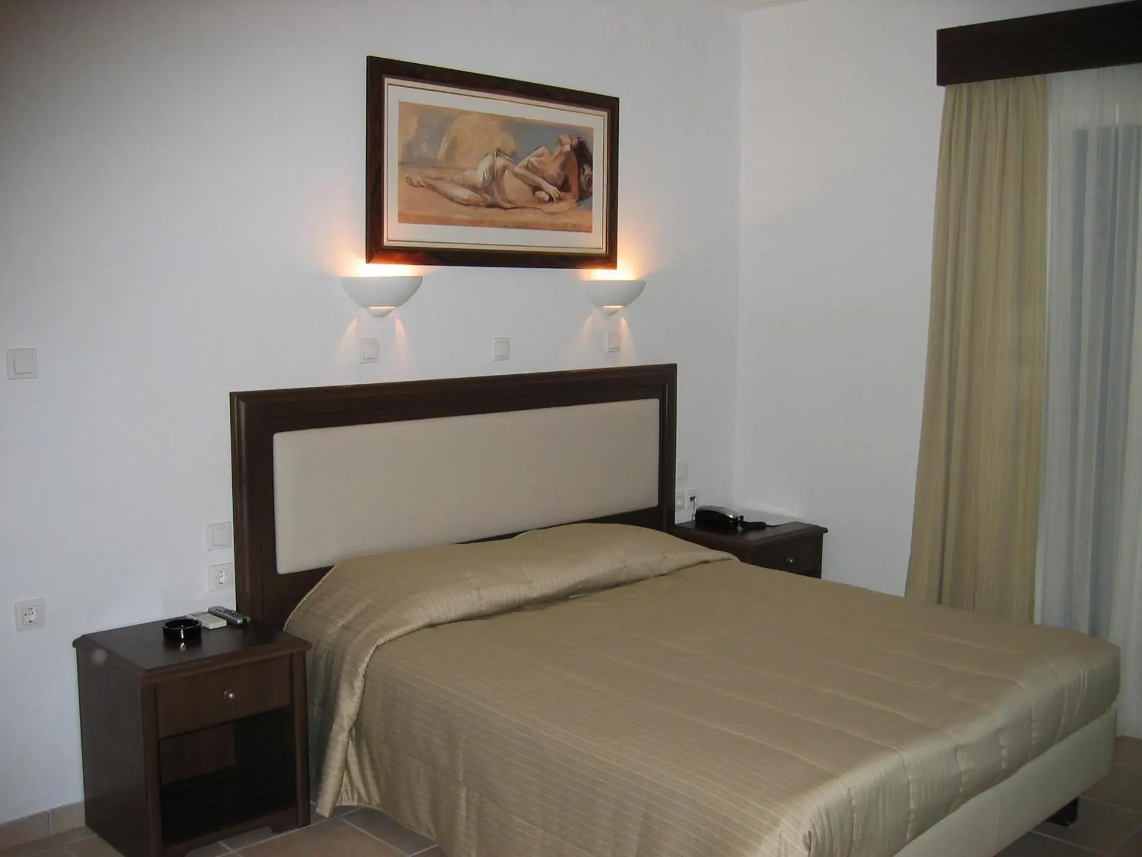 Bed in Giannoulaki Hotel Bed in Giannoulaki Hotel