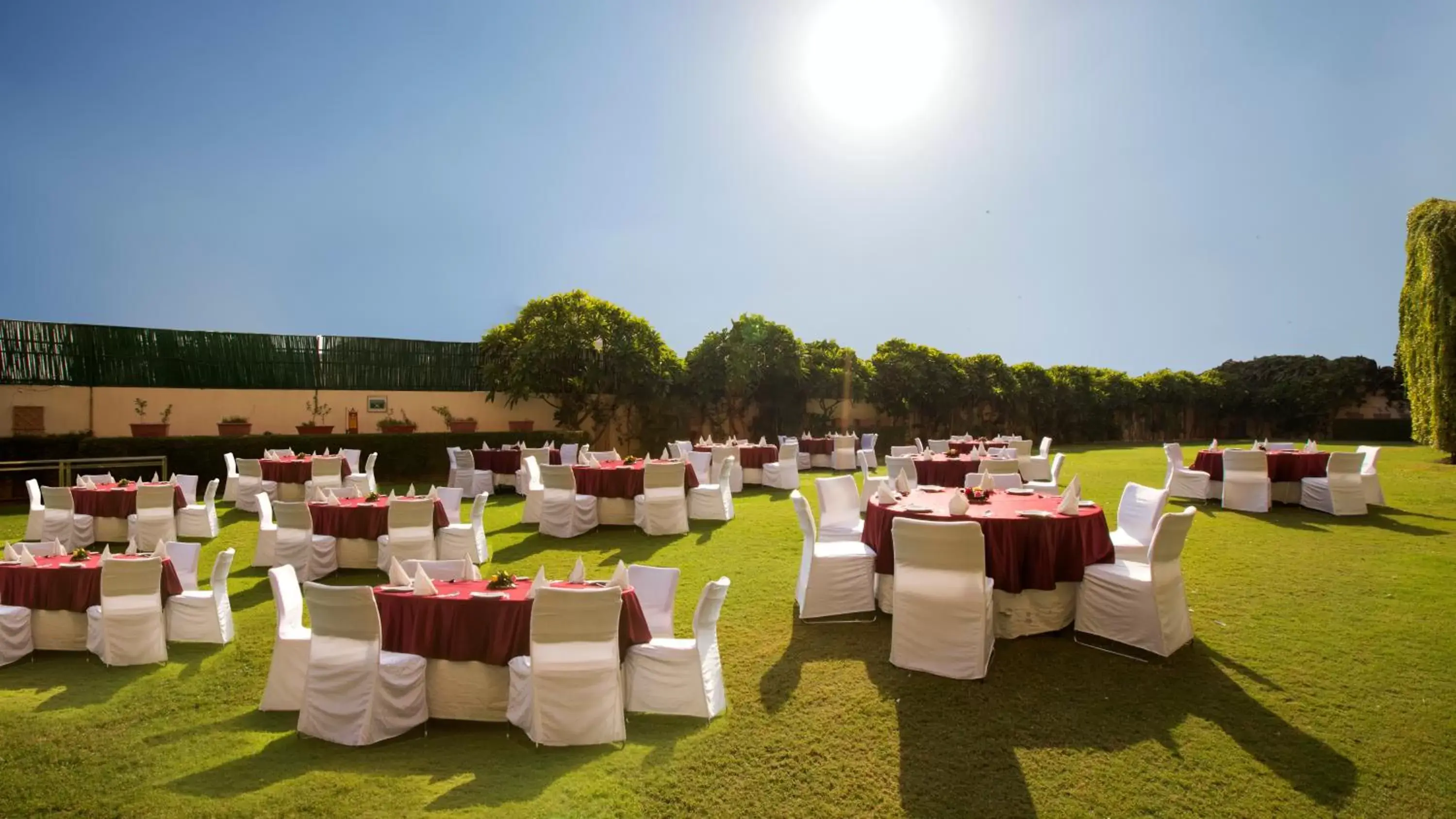 Banquet/Function facilities, Banquet Facilities in Hotel Royal Orchid Jaipur, 3 Kms to Airport