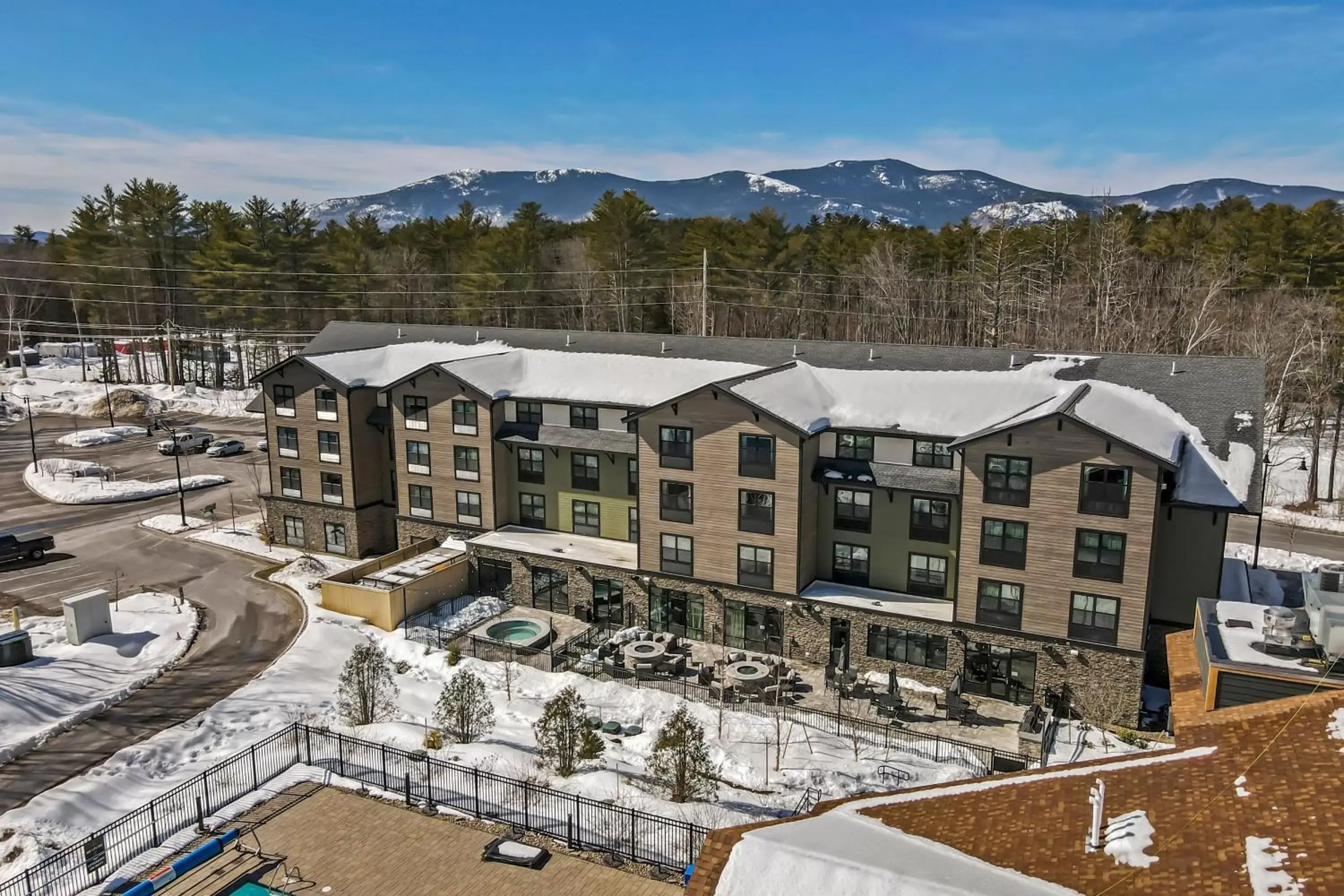 Property building, Bird's-eye View in Fairfield by Marriott Inn & Suites North Conway