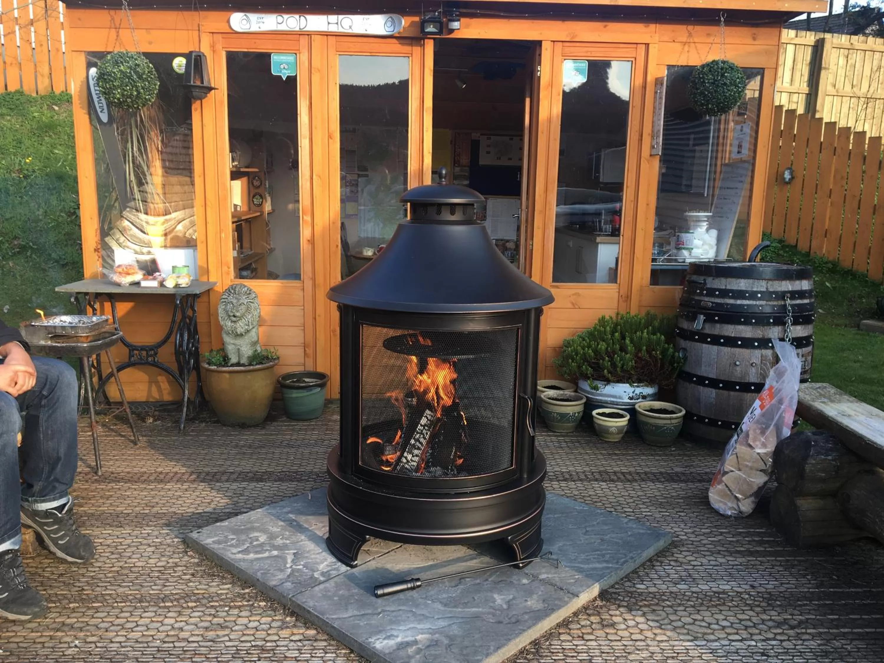 Patio in Eriskay B&B and Aviemore Glamping