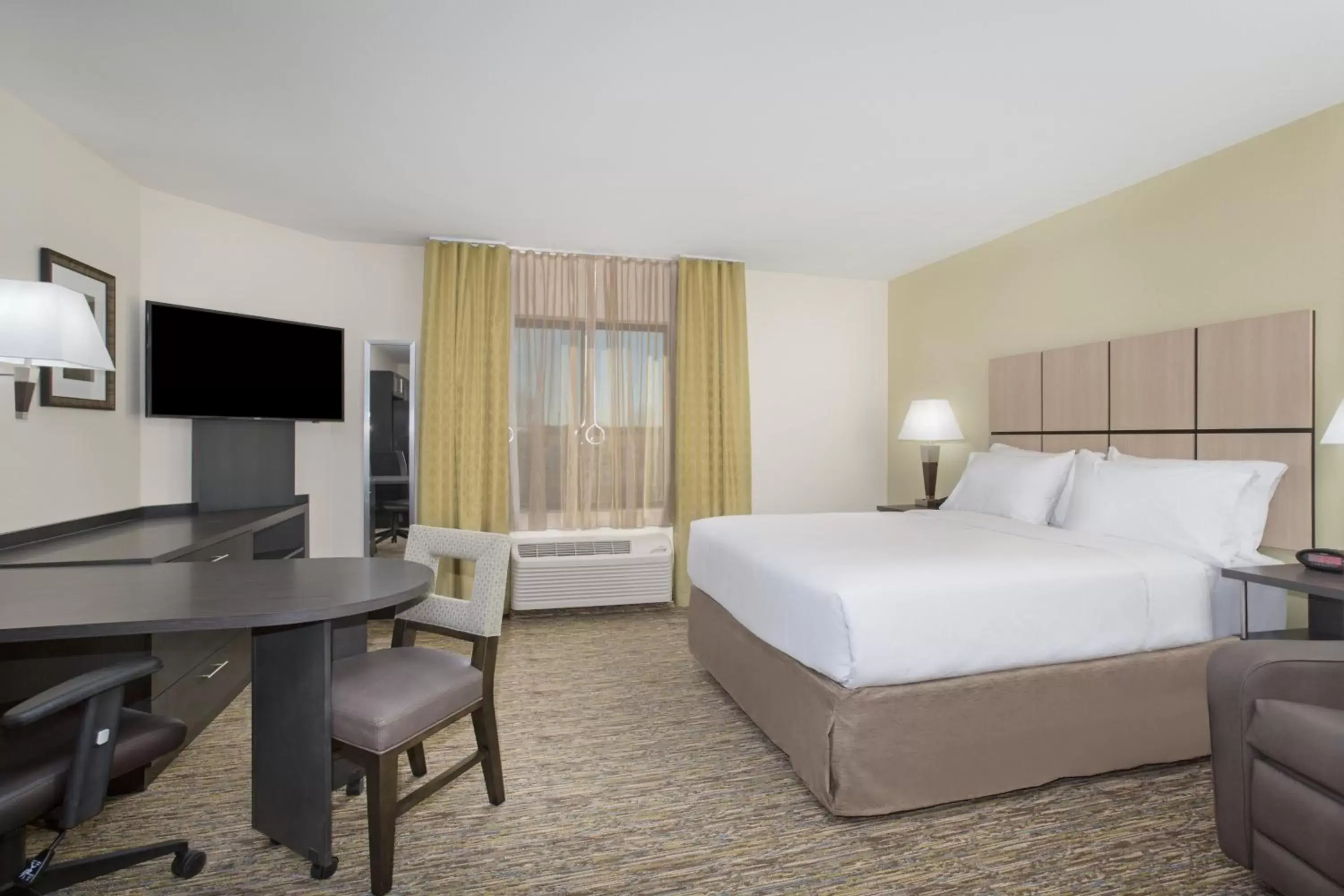Photo of the whole room, Bed in Candlewood Suites Pueblo by IHG Photo of the whole room, Bed in Candlewood Suites Pueblo by IHG