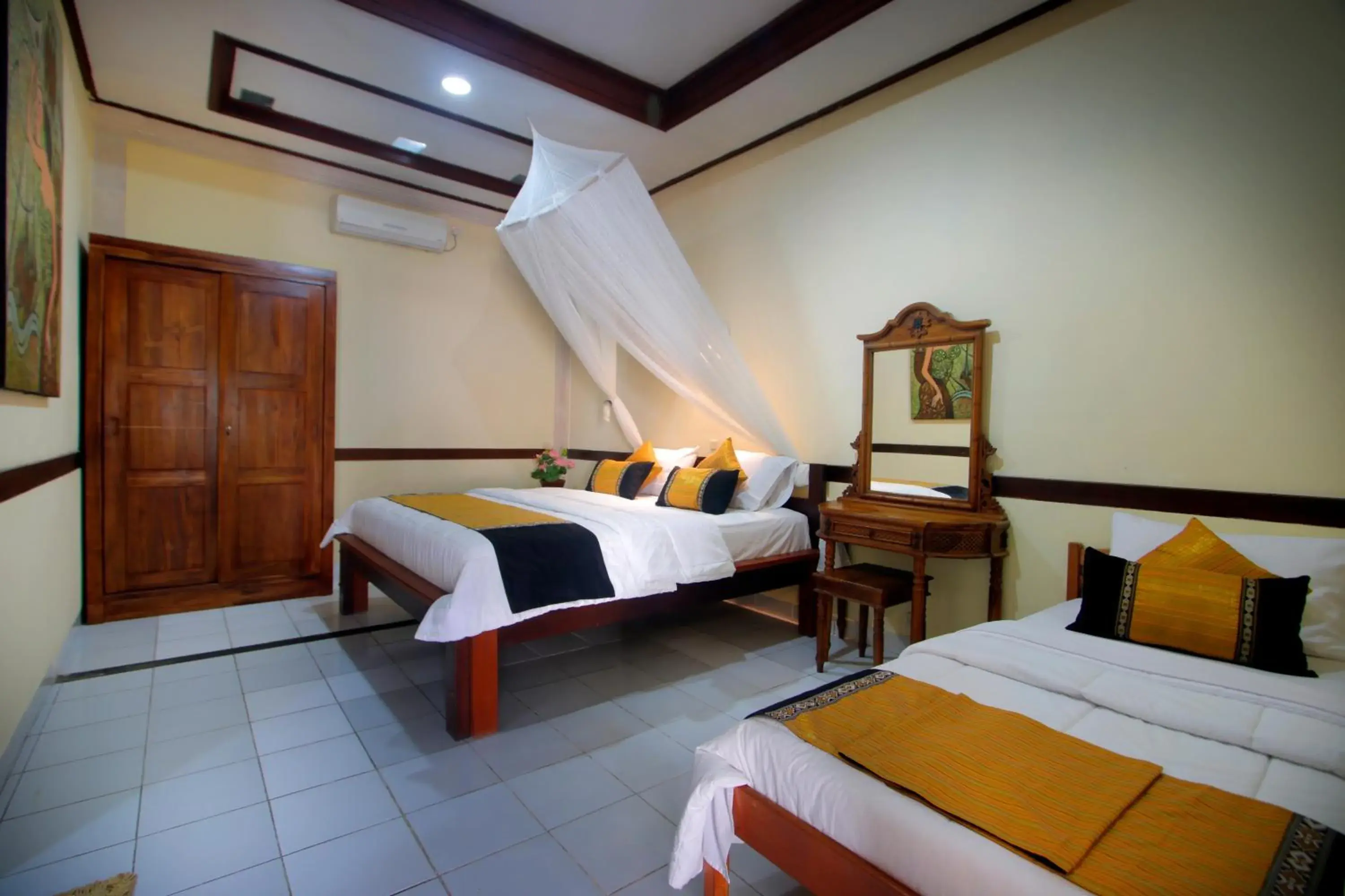 Bedroom, Bed in Hotel Jati Sanur