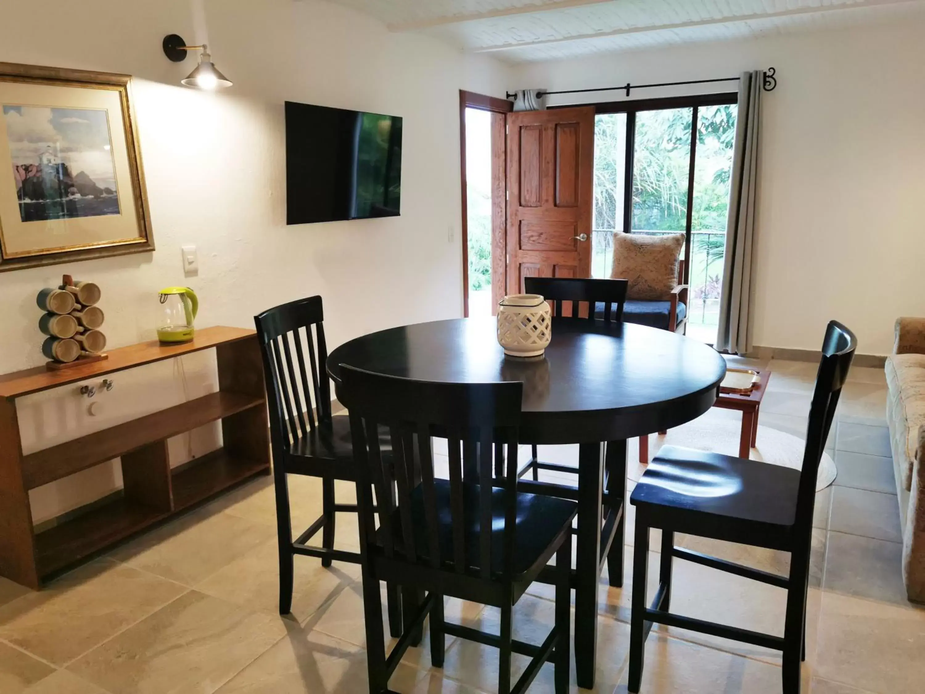 Dining Area in Plaza Chapala Hotel