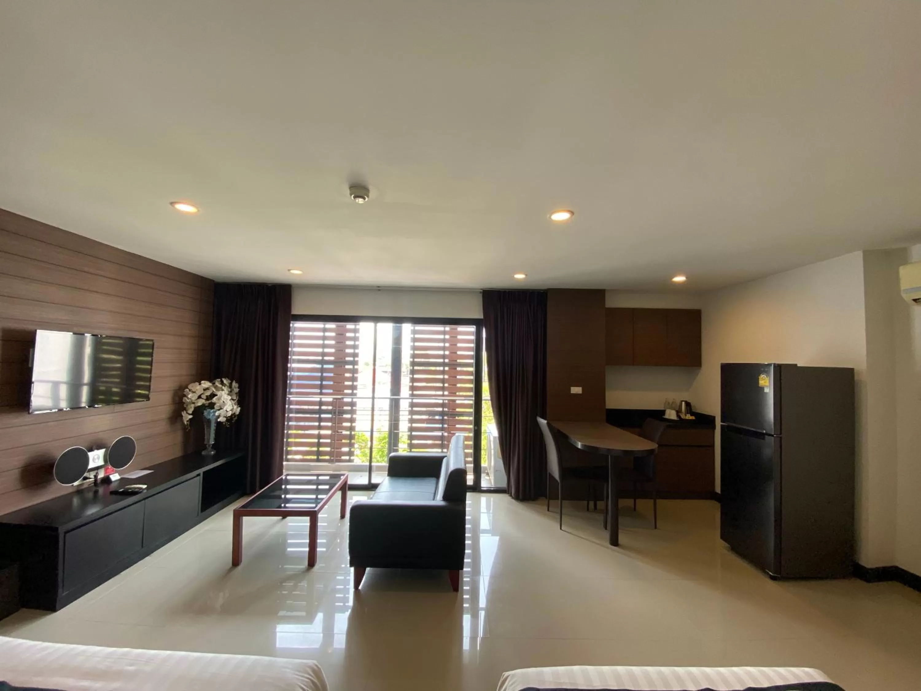 TV and multimedia in Le Vernissage by Goad Avadhess Hospitality