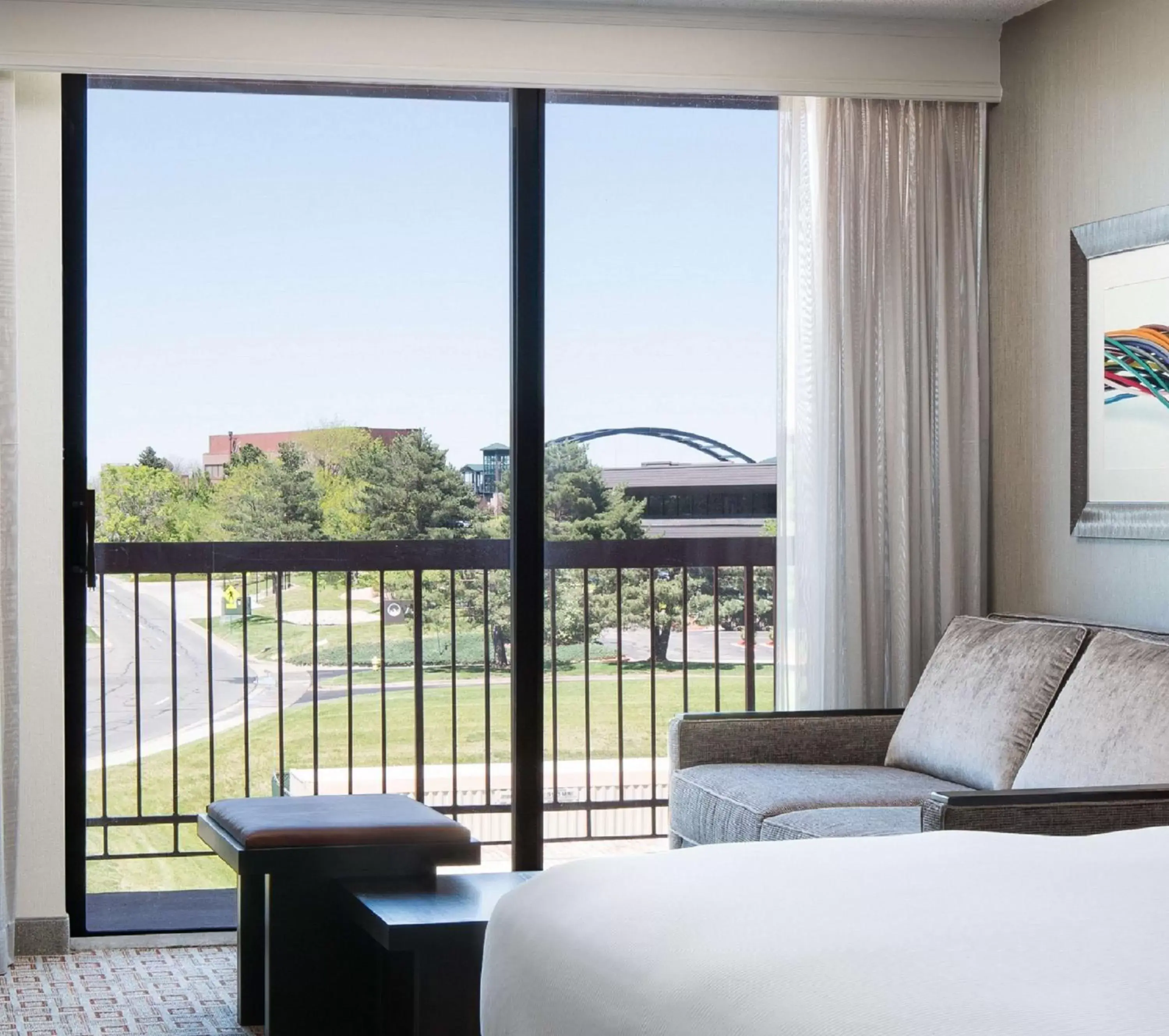 Bed, Seating Area in DoubleTree by Hilton Denver Tech