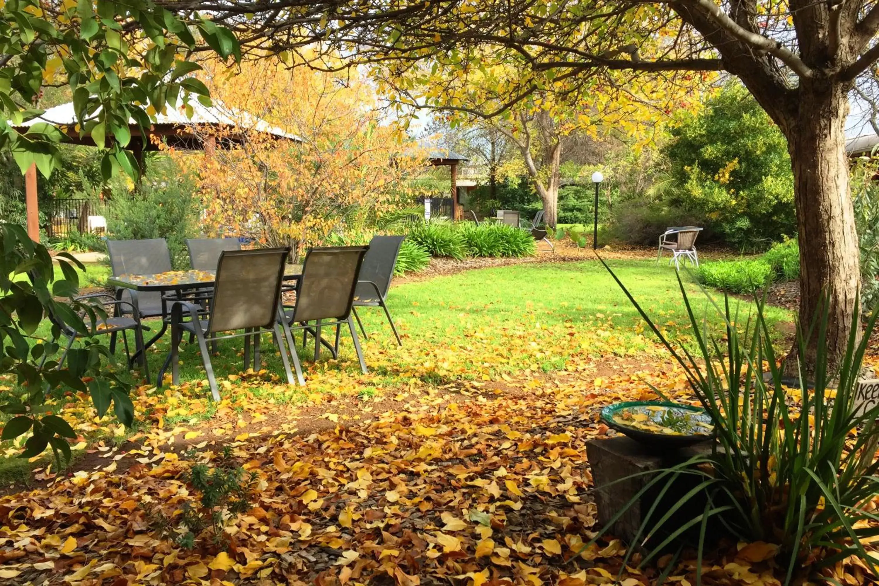 Garden, Patio/Outdoor Area in River Country Inn