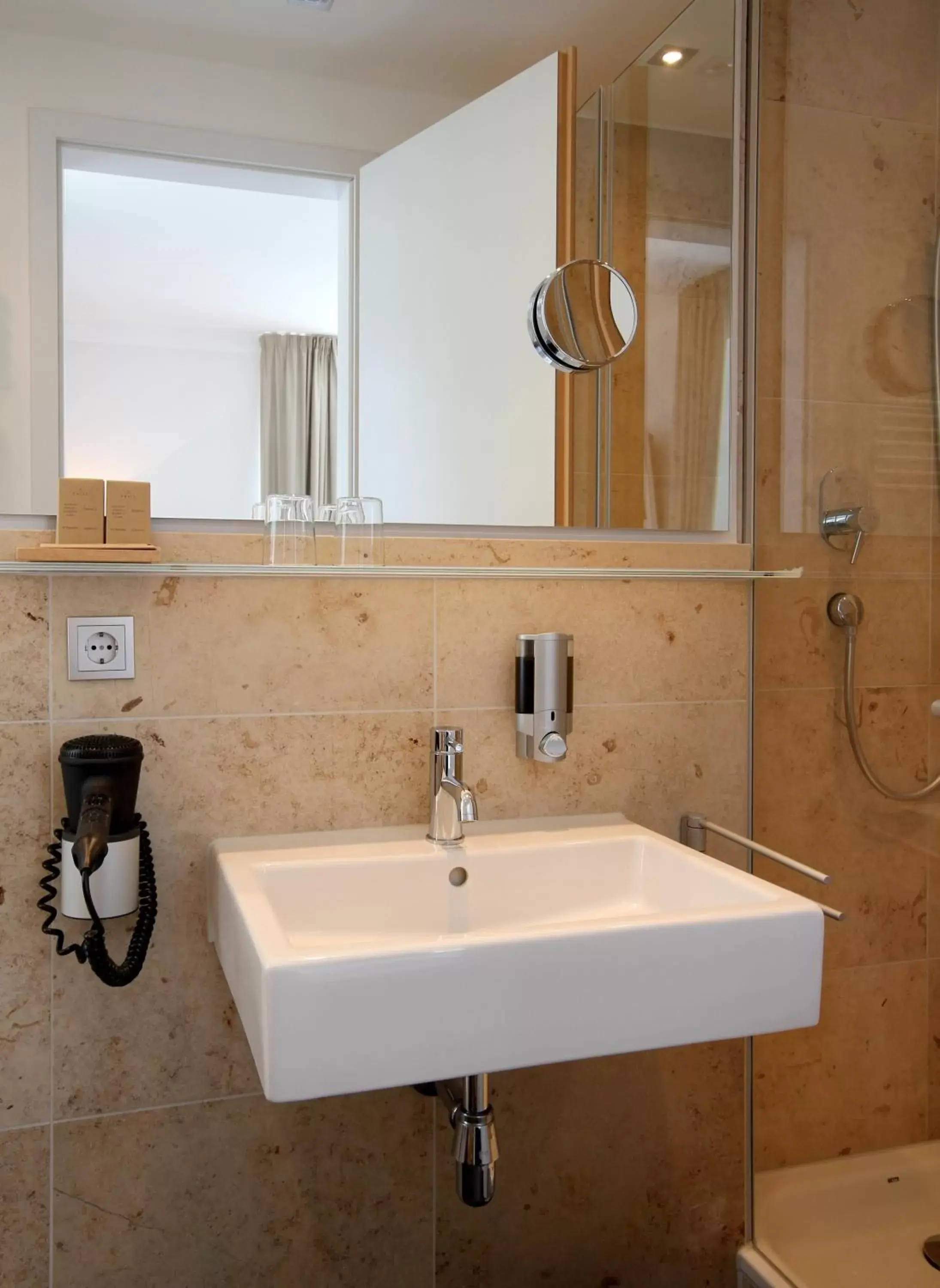 Bathroom in Qube Hotel Bergheim