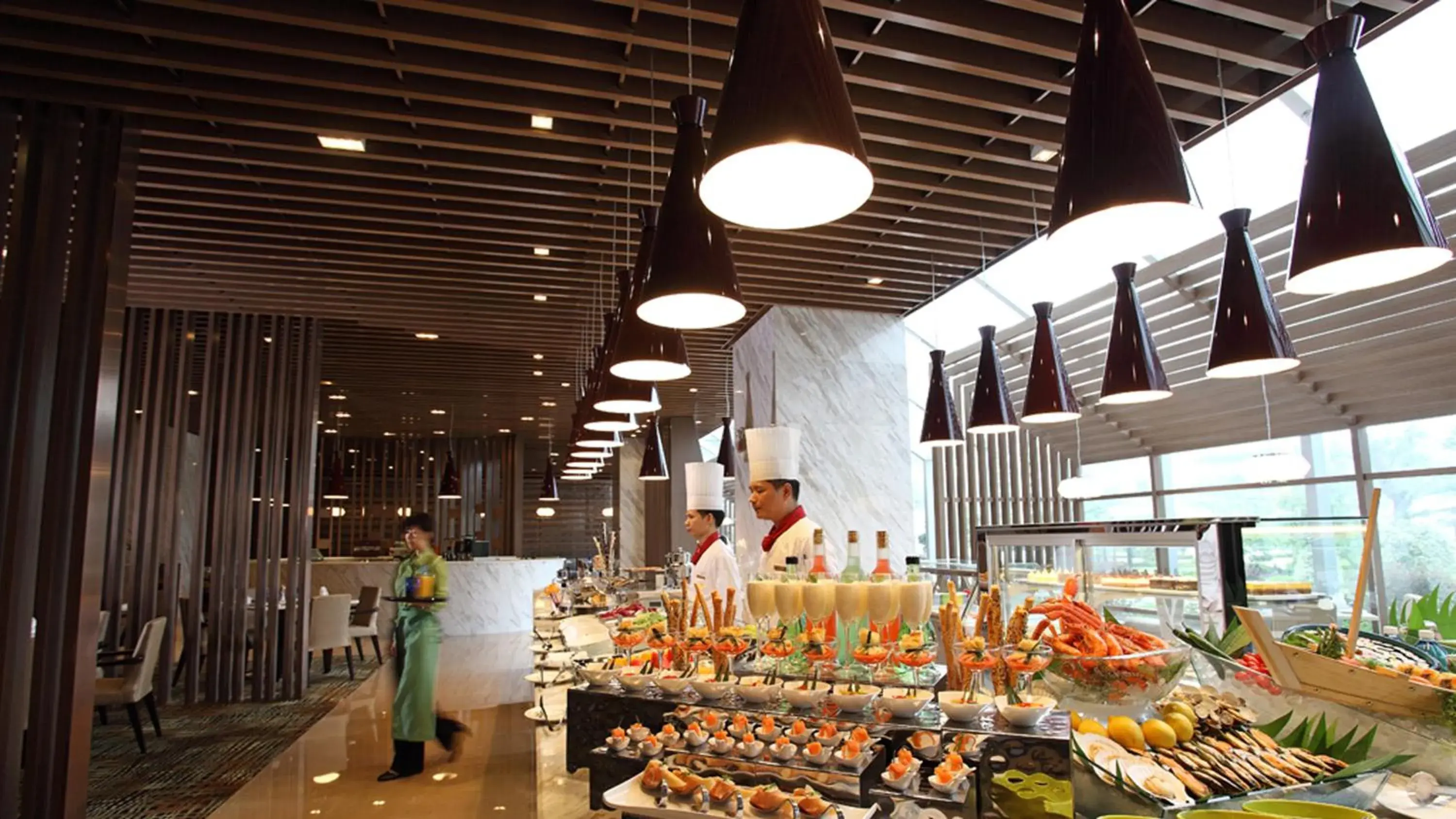 Restaurant/places to eat in Crowne Plaza Zhongshan Wing On City, an IHG Hotel