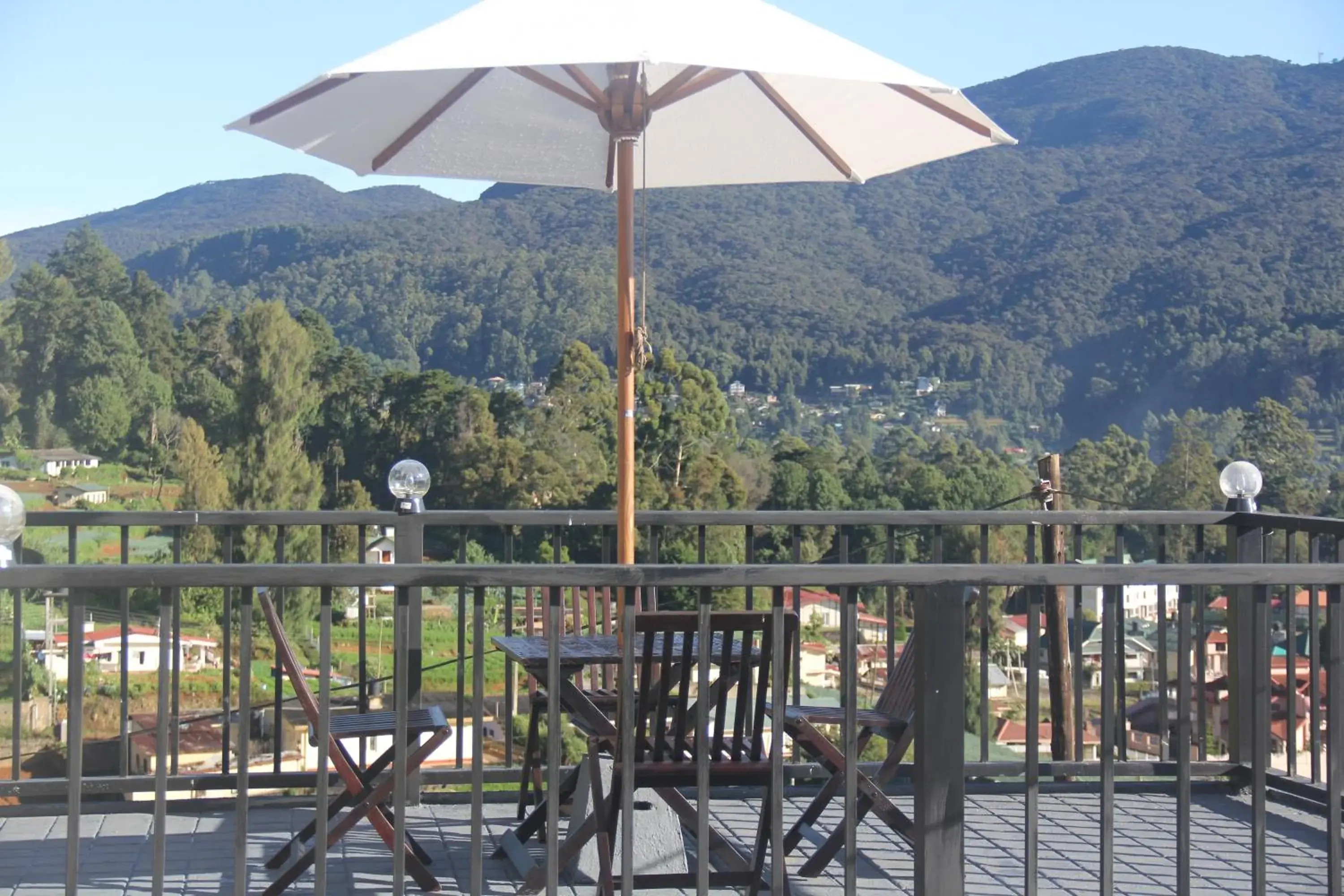 Mountain View in Villa De Roshe