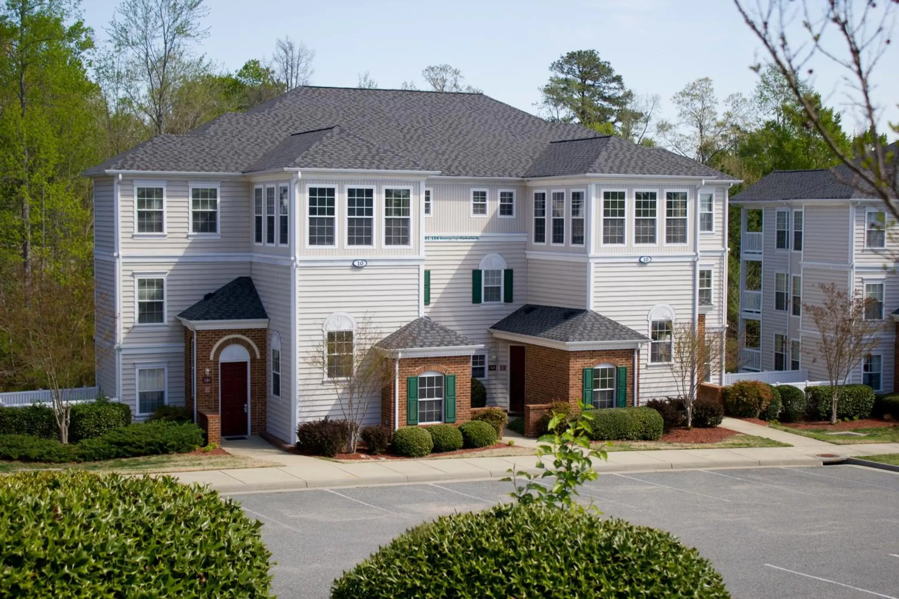 Property building in Hilton Vacation Club Greensprings Williamsburg Property building in Hilton Vacation Club Greensprings Williamsburg