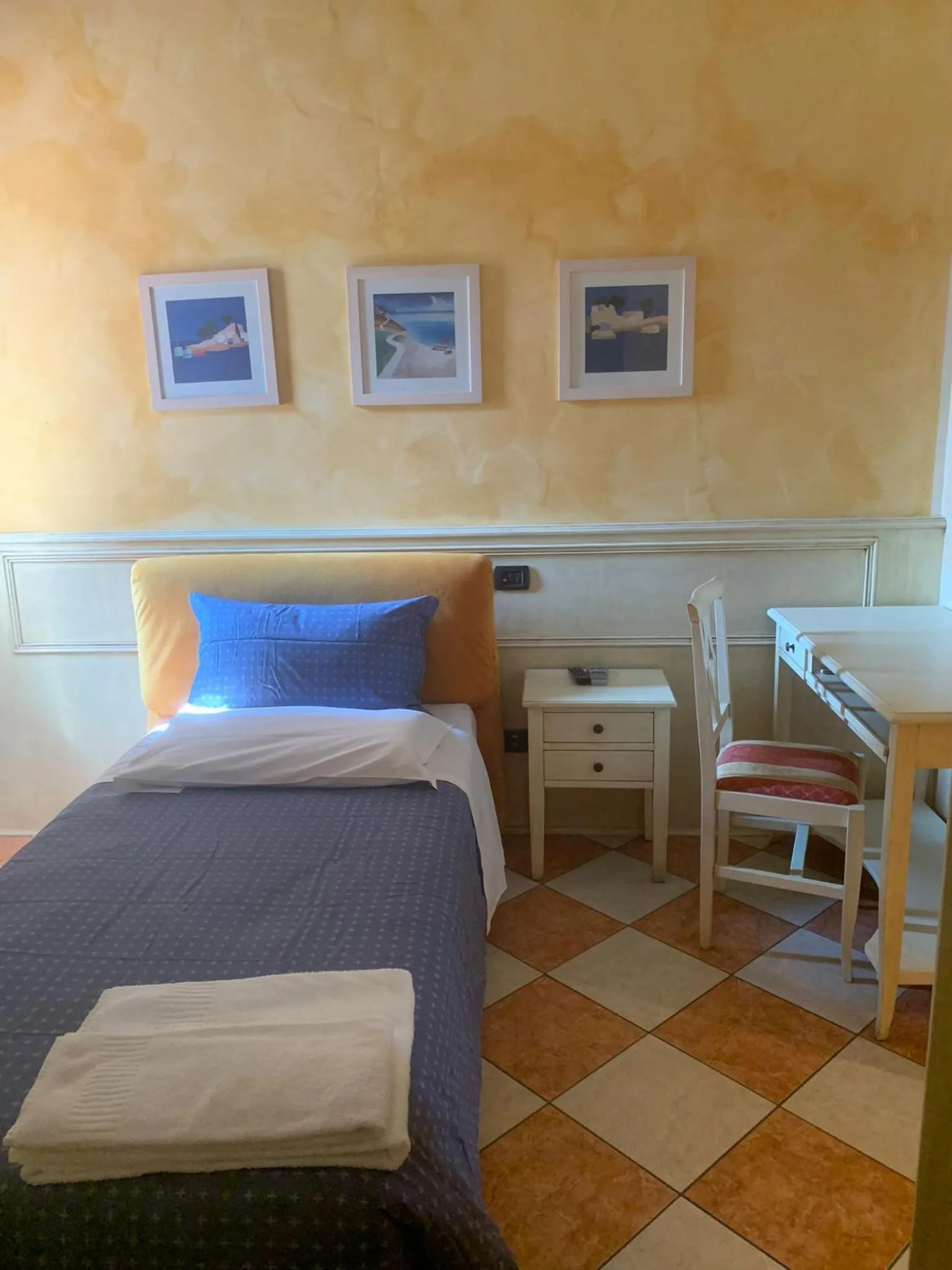 Bed in Hotel Due Colonne