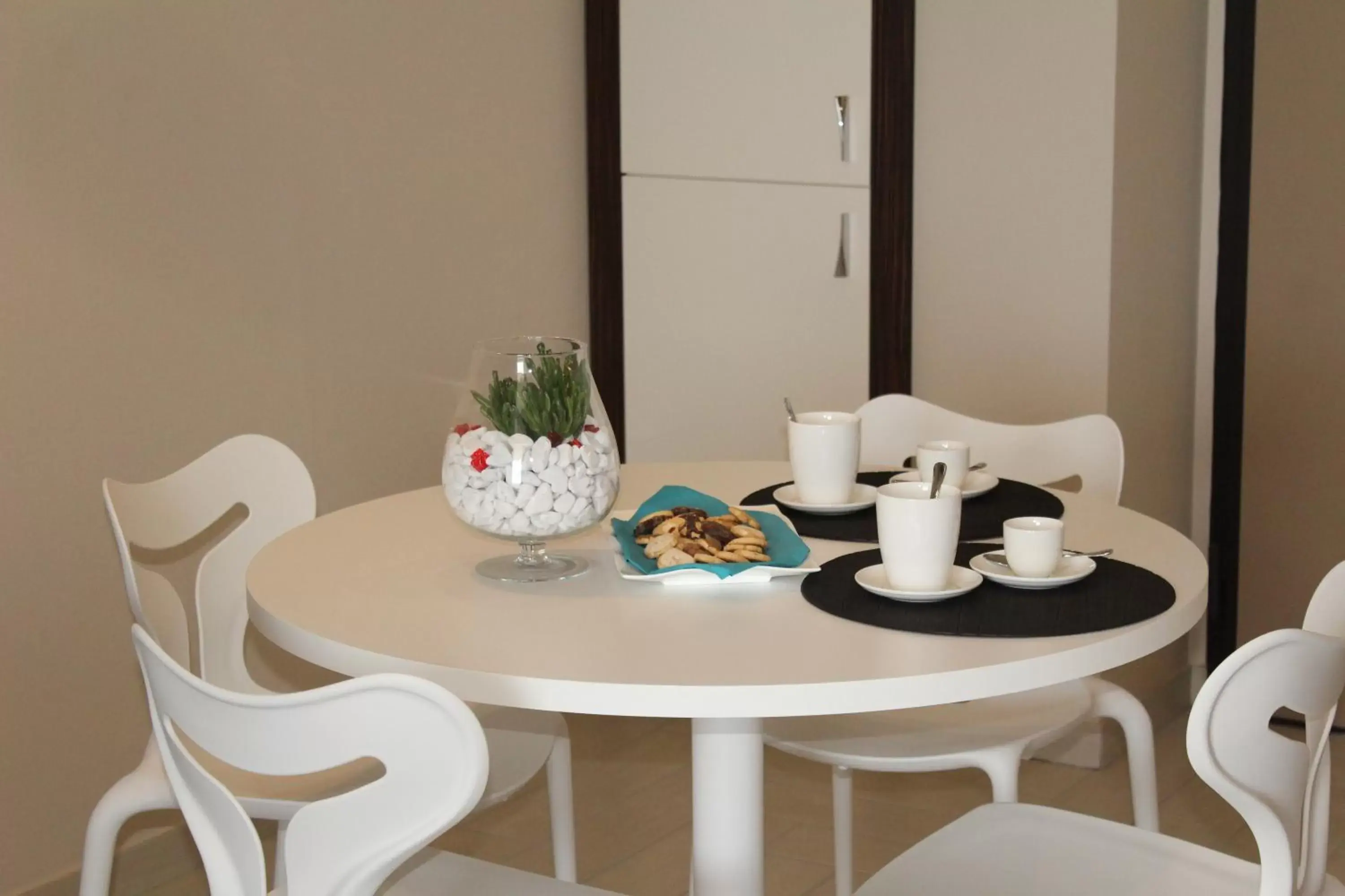 Decorative detail, Dining Area in Nero D'Avorio Aparthotel & SPA