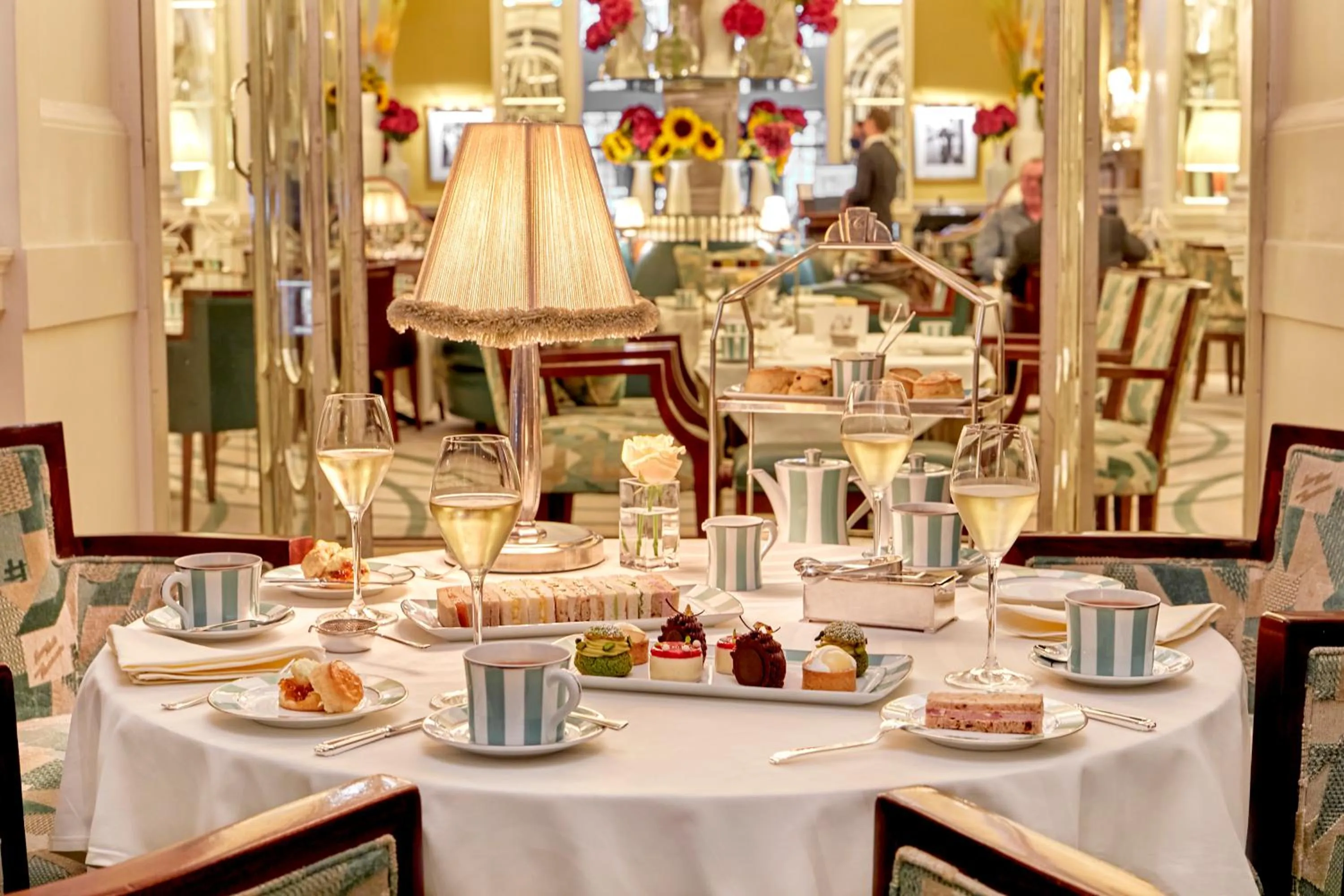 Restaurant/places to eat in Claridge's, Maybourne