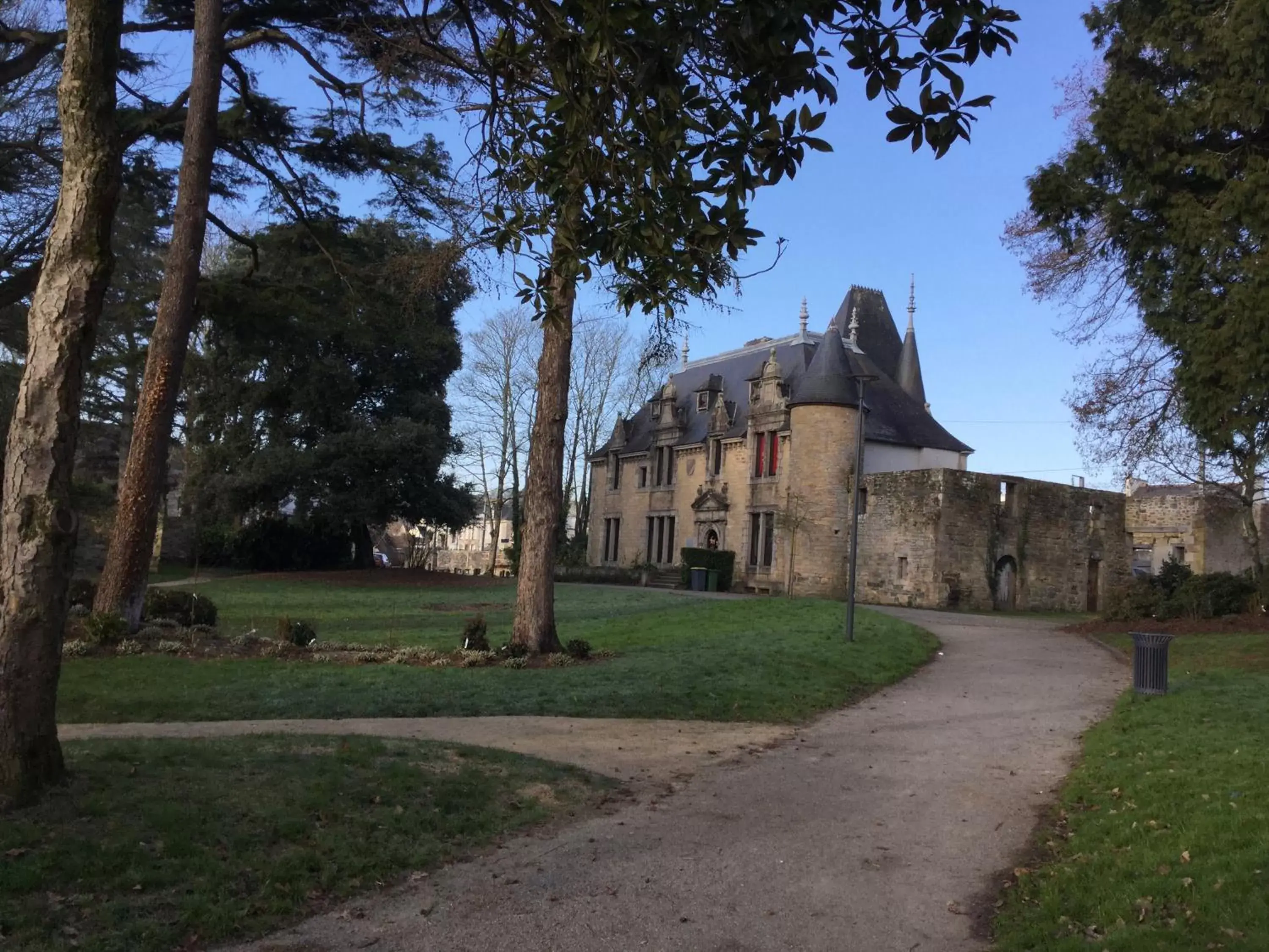 Nearby landmark, Property Building in Auberge de Keranden