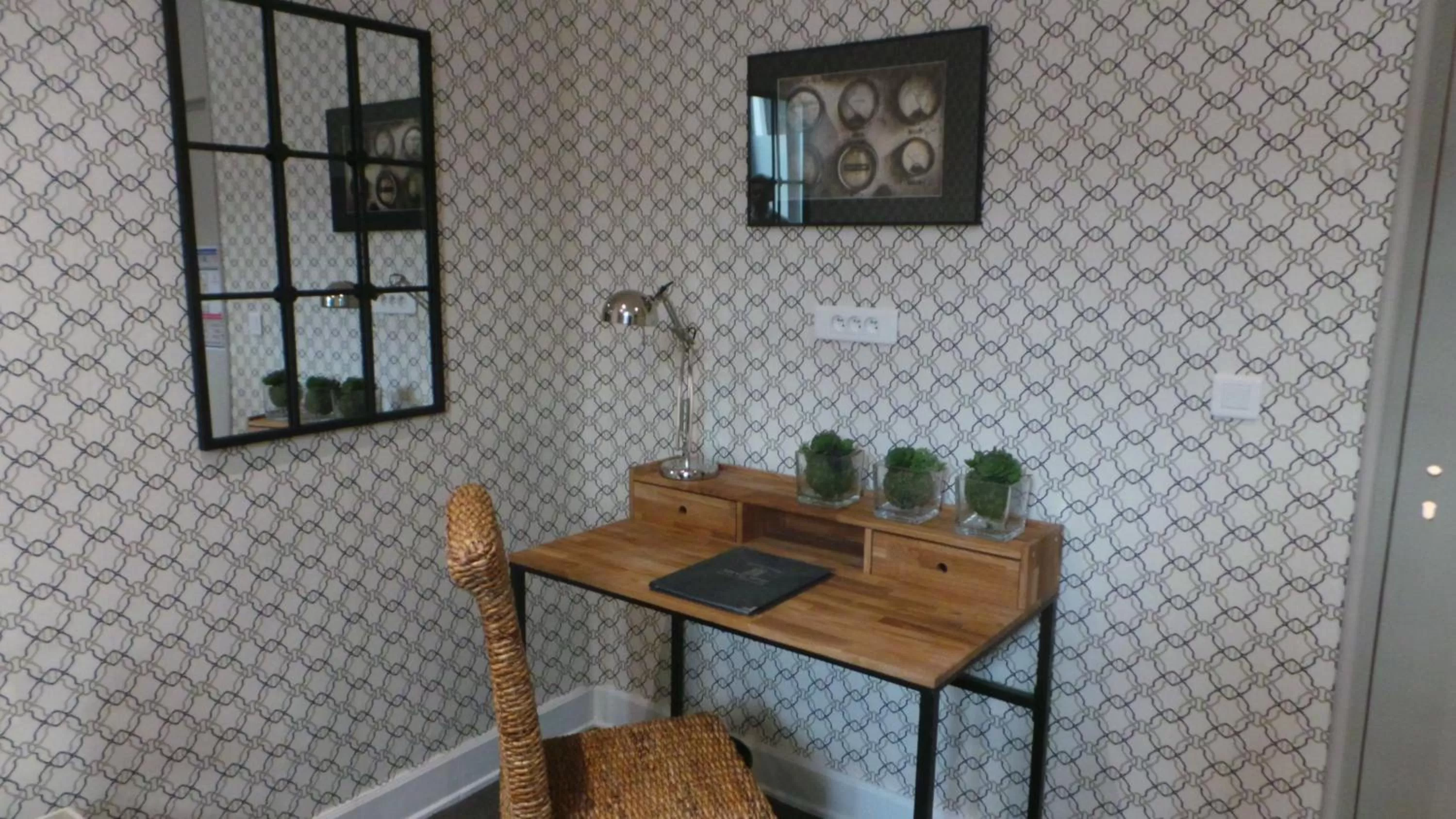 Area and facilities in Nouvel Hôtel & Appartements