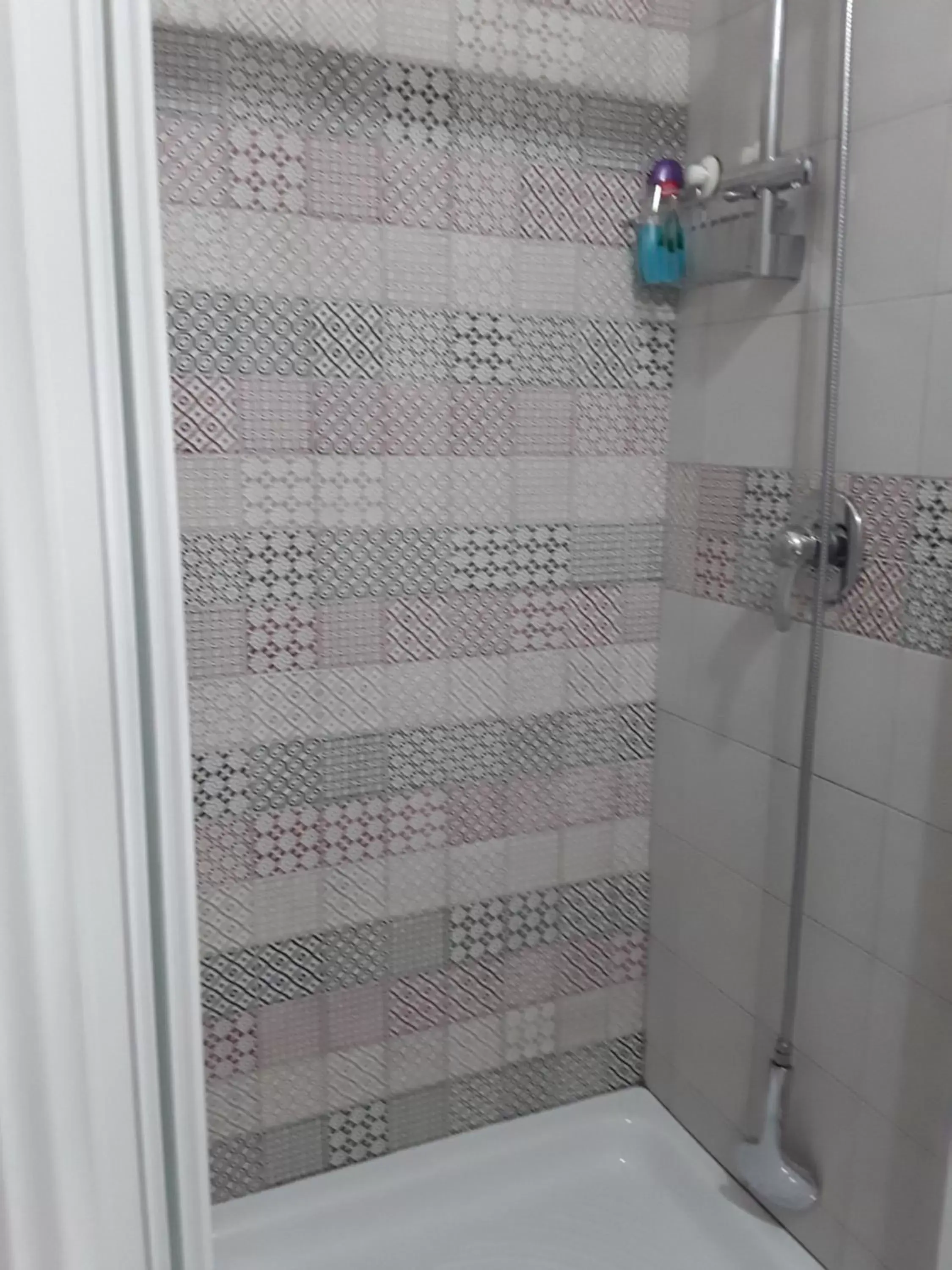 Shower, Bathroom in B&B Le due costiere