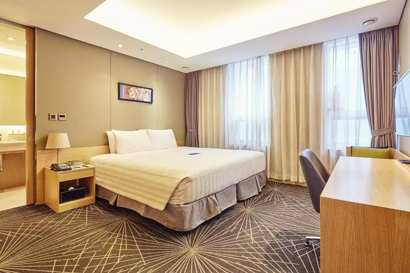 Bed in Days Hotel by Wyndham Seoul Myeongdong