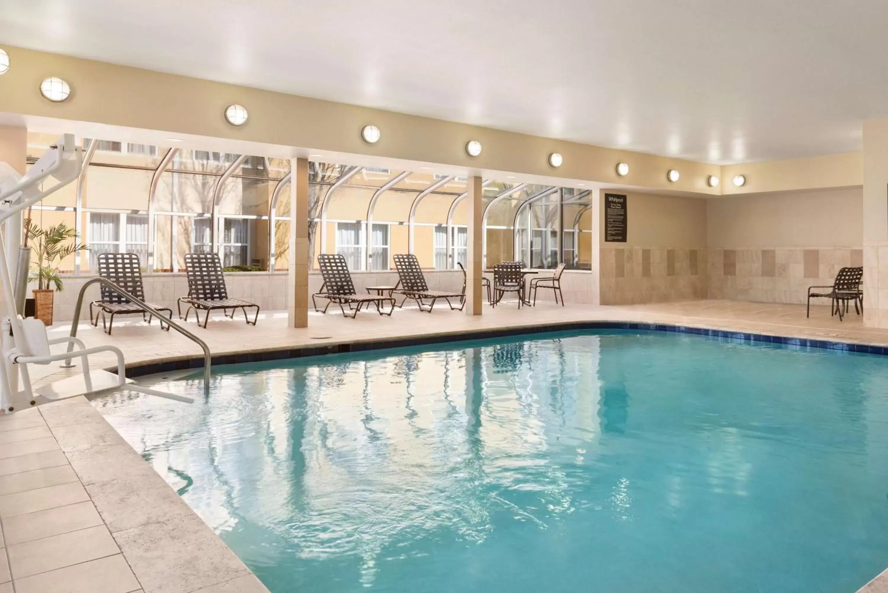 Pool view, Swimming Pool in Homewood Suites by Hilton Columbus-Hilliard