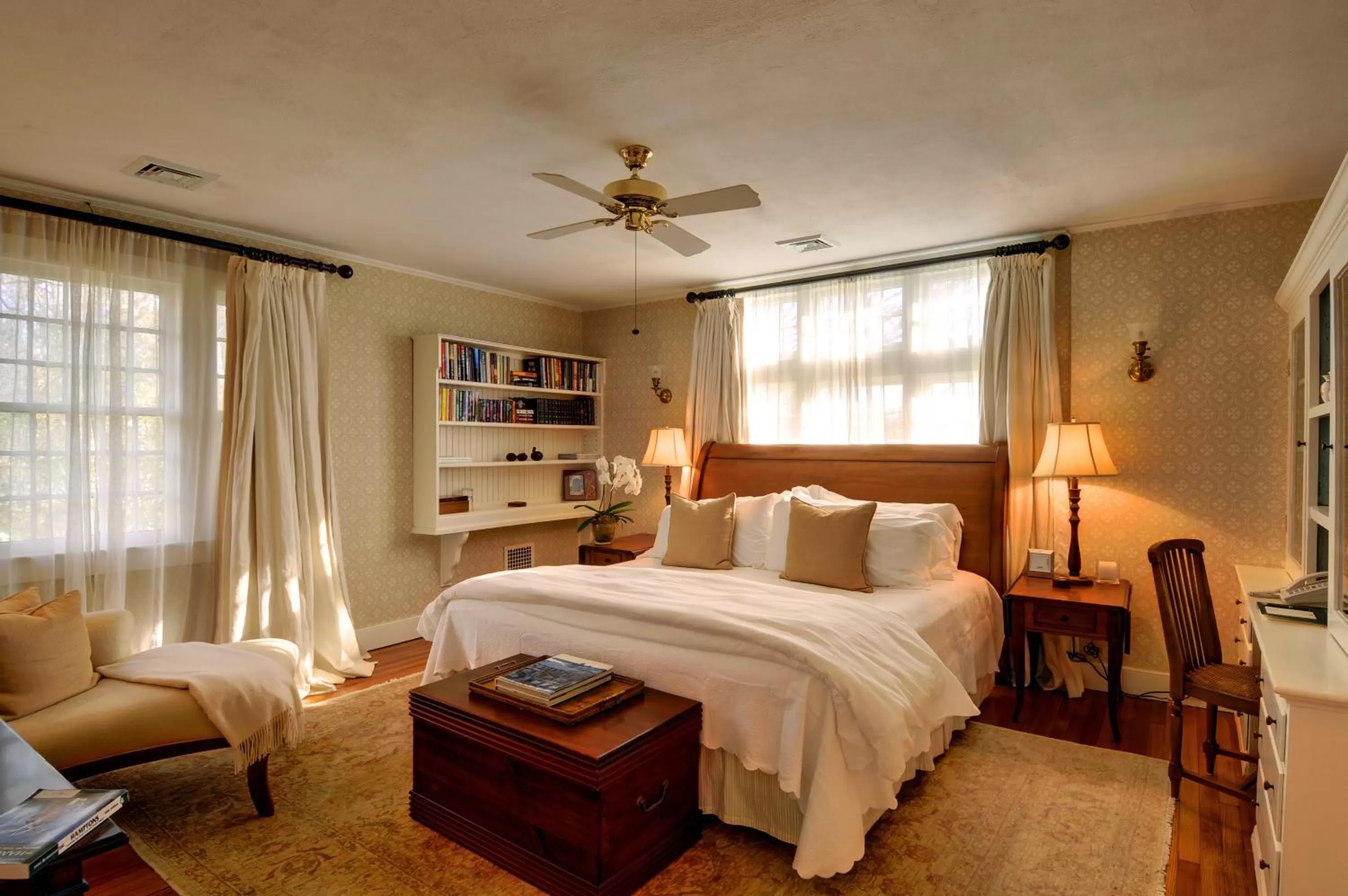 Deluxe Queen Room in The Baker House 1650