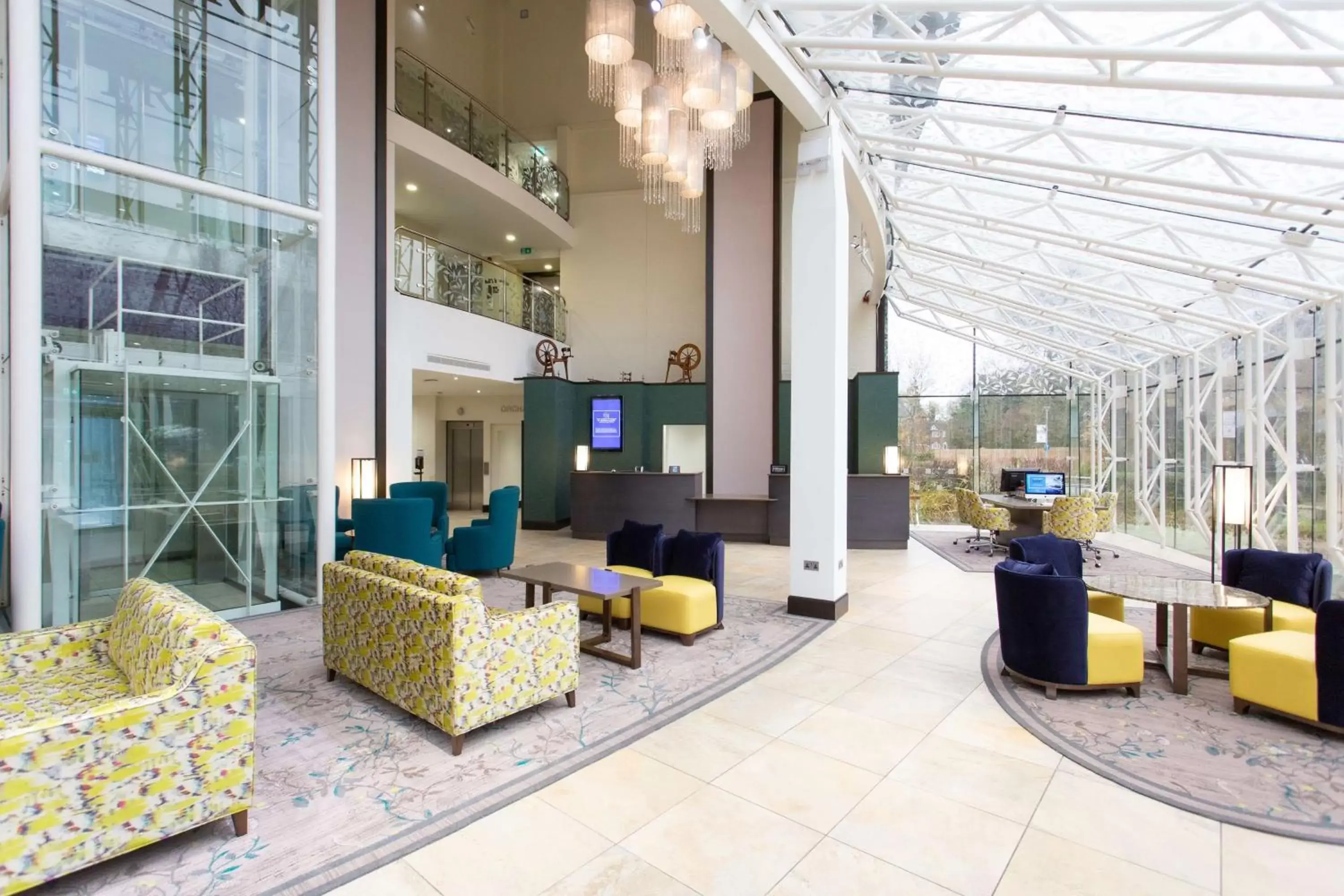 Lobby or reception, Lobby/Reception in DoubleTree by Hilton Hotel Nottingham - Gateway