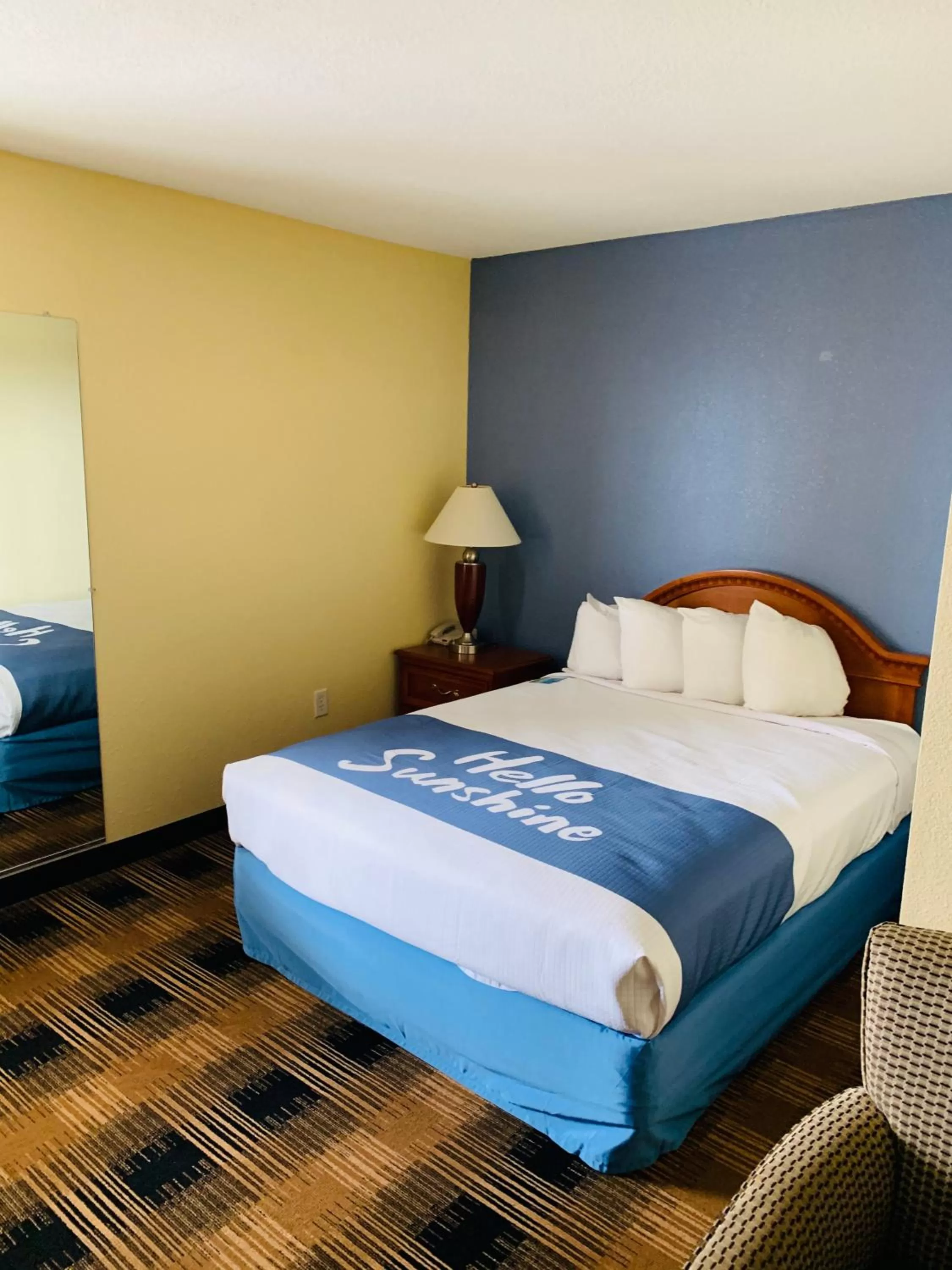 Bedroom, Bed in Days Inn by Wyndham Trumann AR