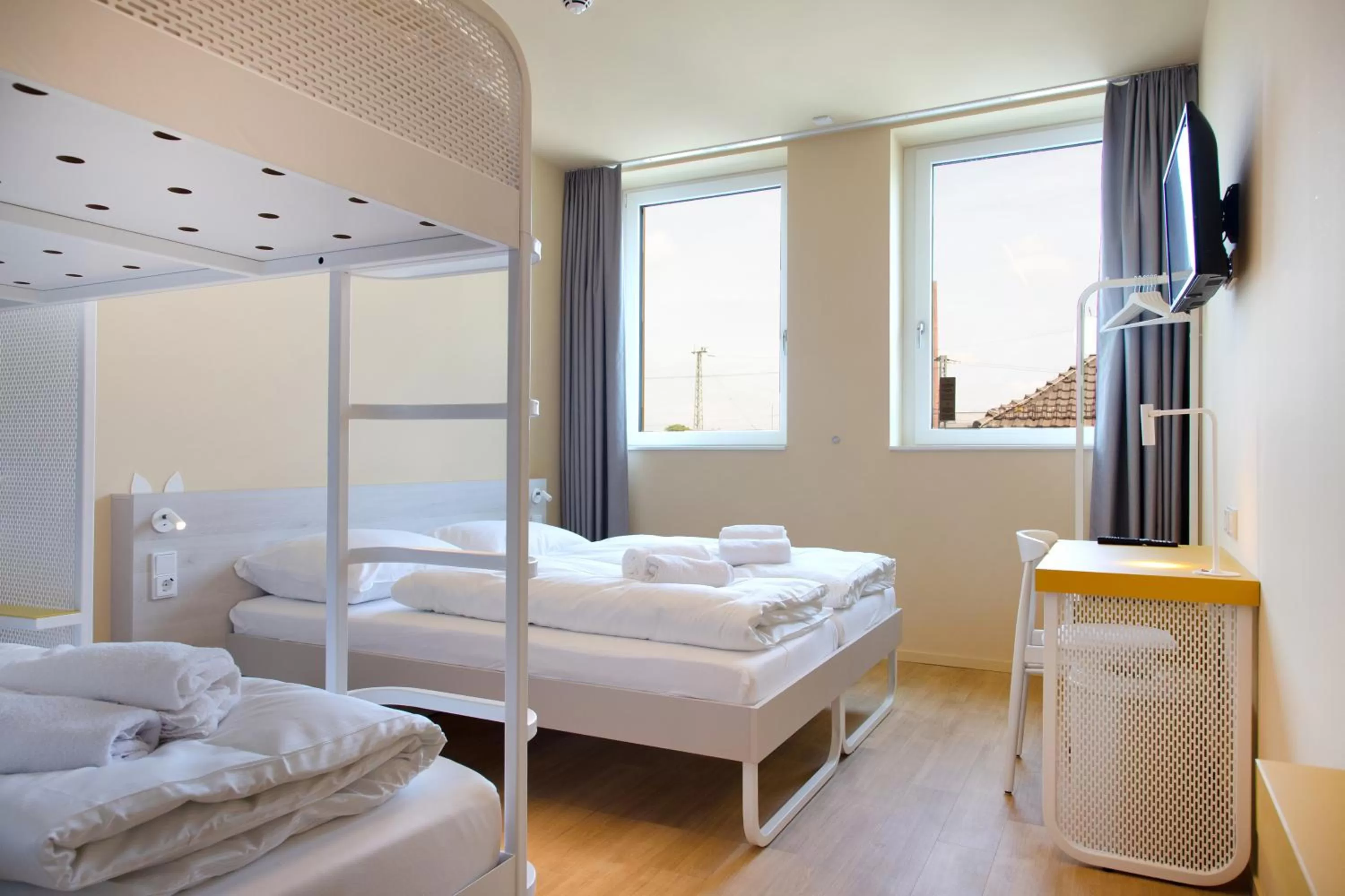 Photo of the whole room, Bed in MEININGER Hotel Bremen Hauptbahnhof